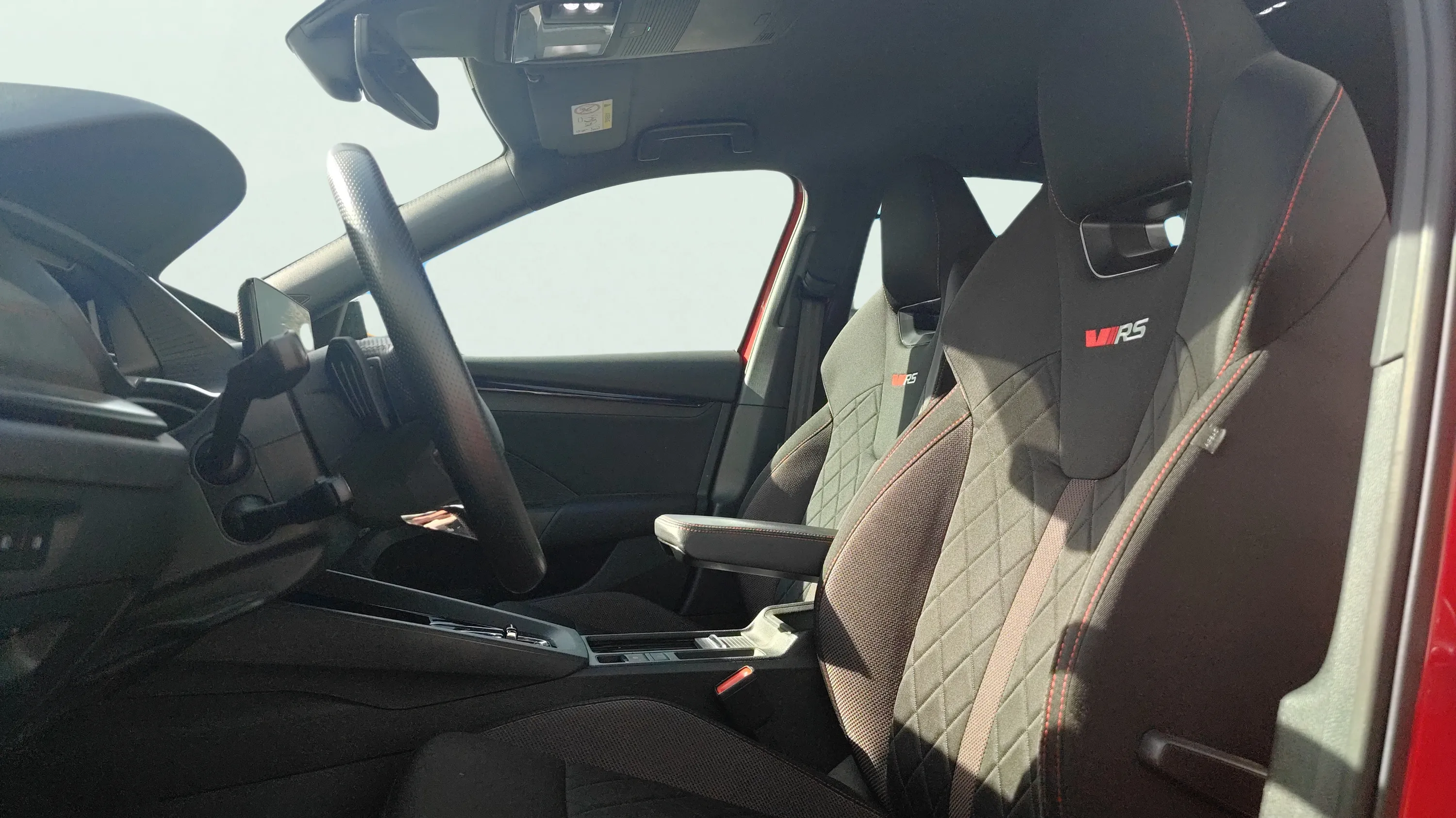 Škoda Octavia Combi 2.0 TSI DSG RS Plus - foto 10