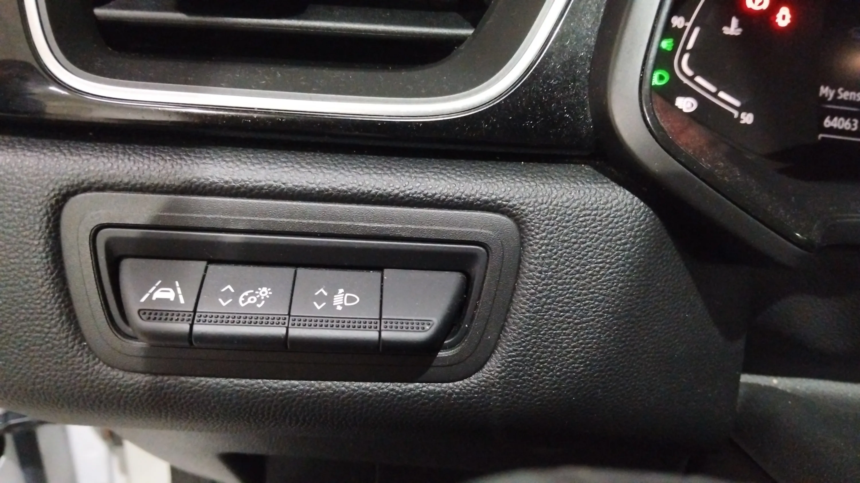 Mitsubishi ASX 130T MHEV Kaiteki DCT - foto 15