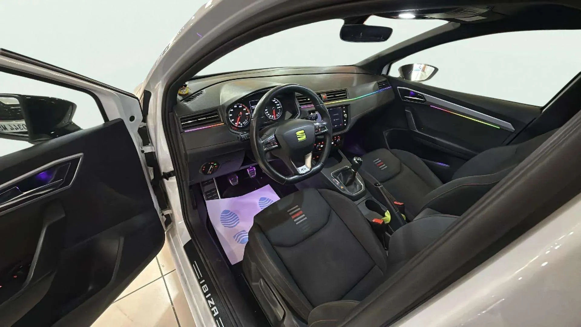 SEAT Ibiza 1.0 TSI FR - foto 12