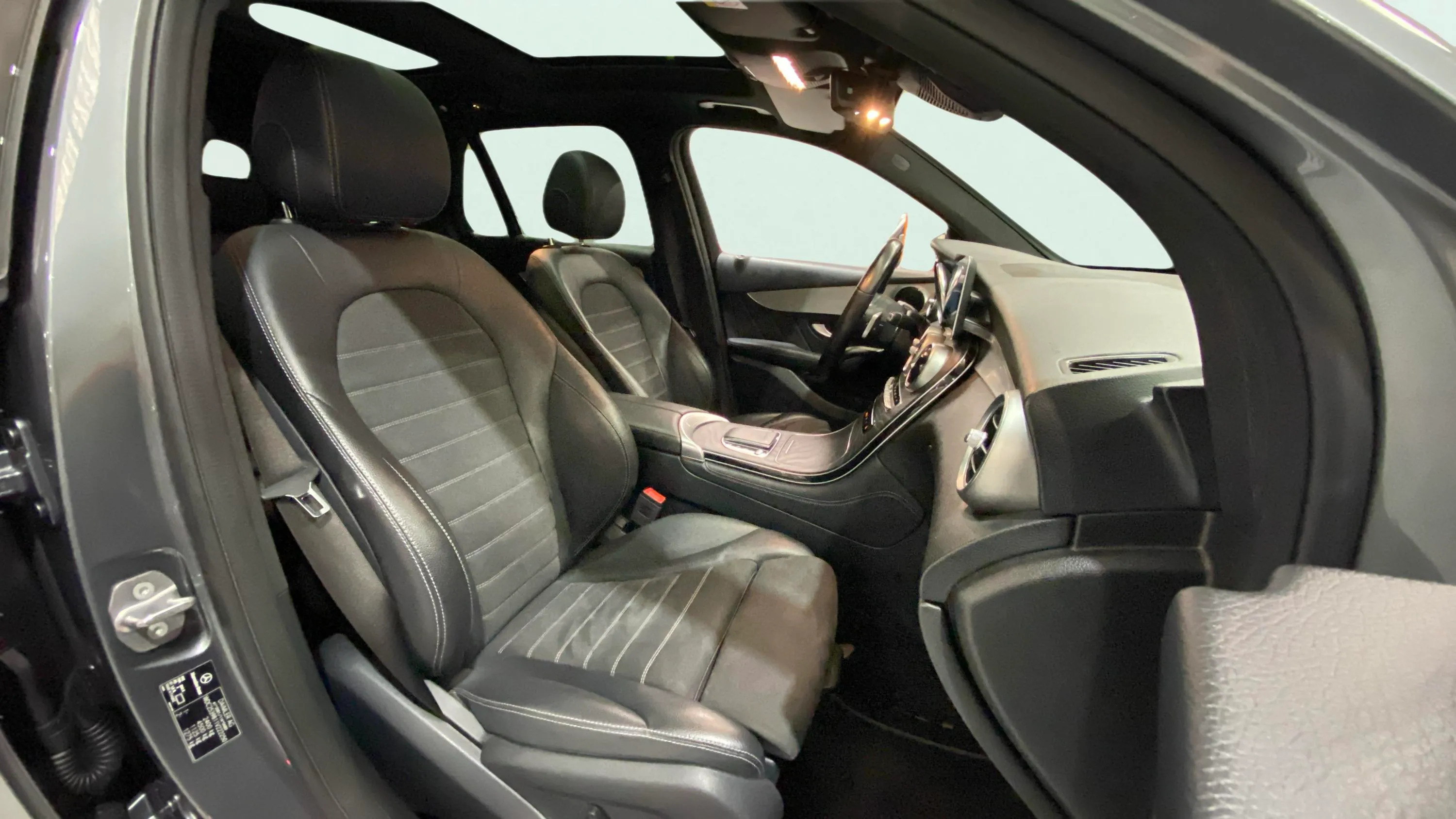 Mercedes-Benz GLC 200 4MATIC - foto 12