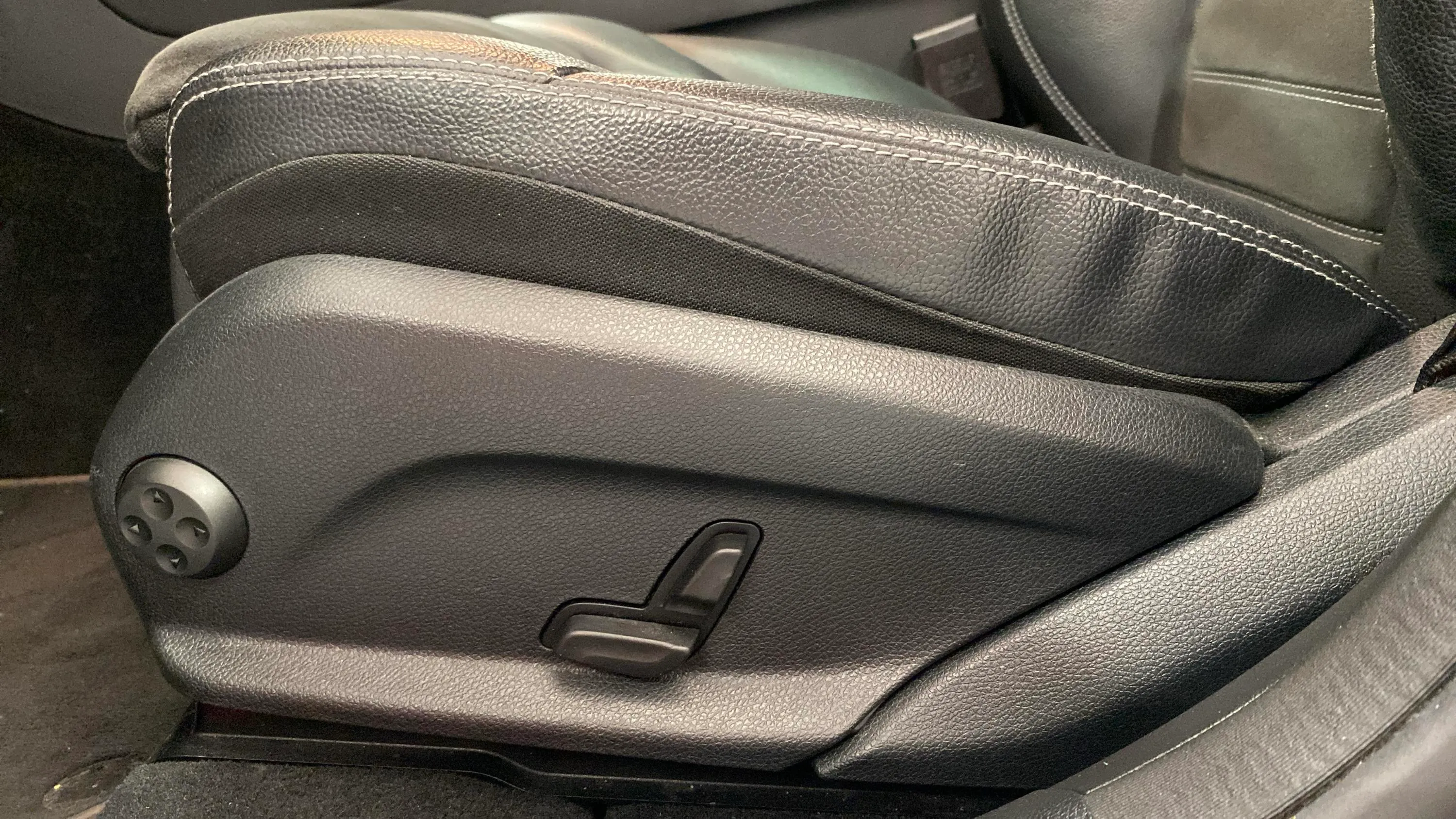 Mercedes-Benz GLC 200 4MATIC - foto 13