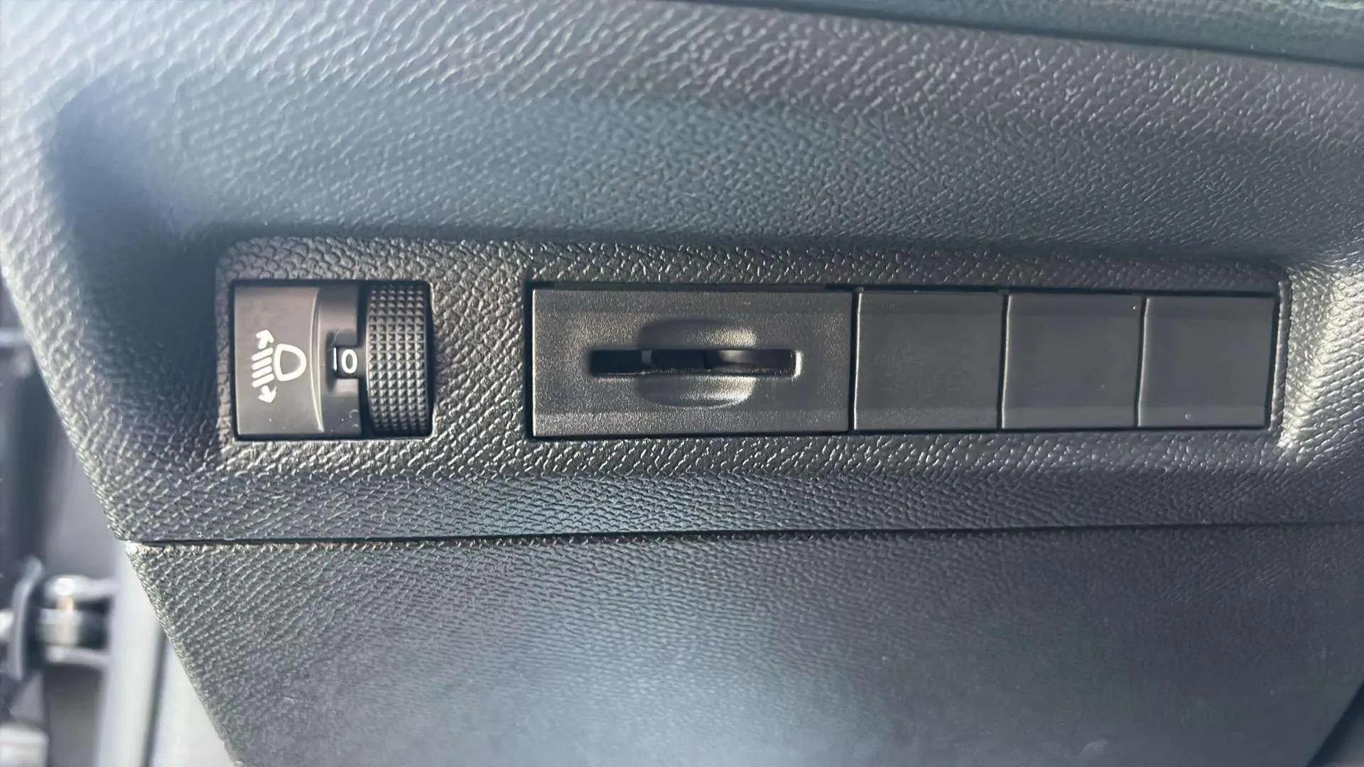 Peugeot 408 Allure Pack PureTech 130 EAT8 - foto 23