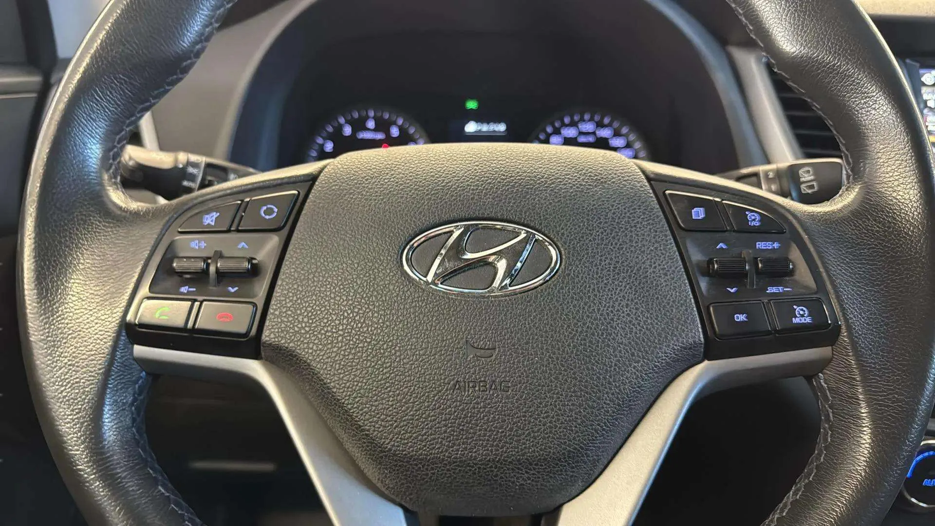Hyundai Tucson 1.6 GDi BlueDrive Essence 4x2 - foto 14