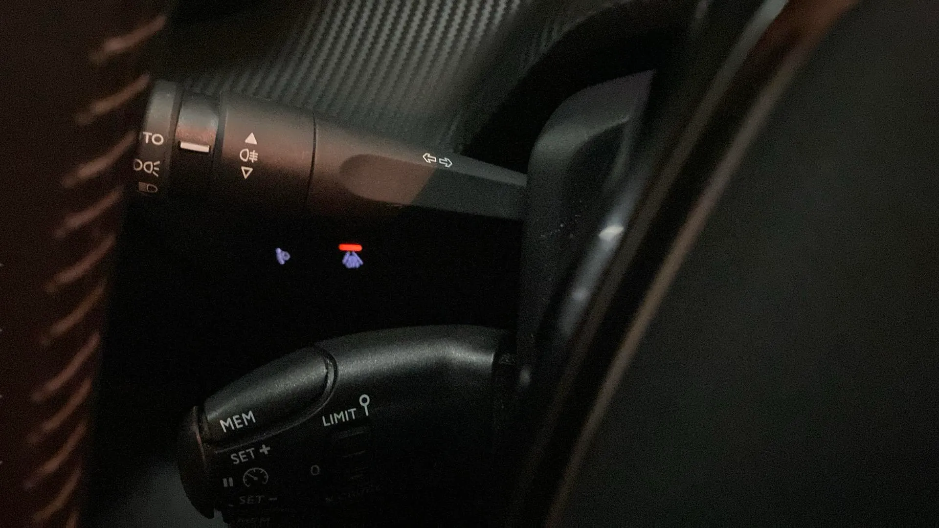 Peugeot 208 PureTech Allure - foto 18