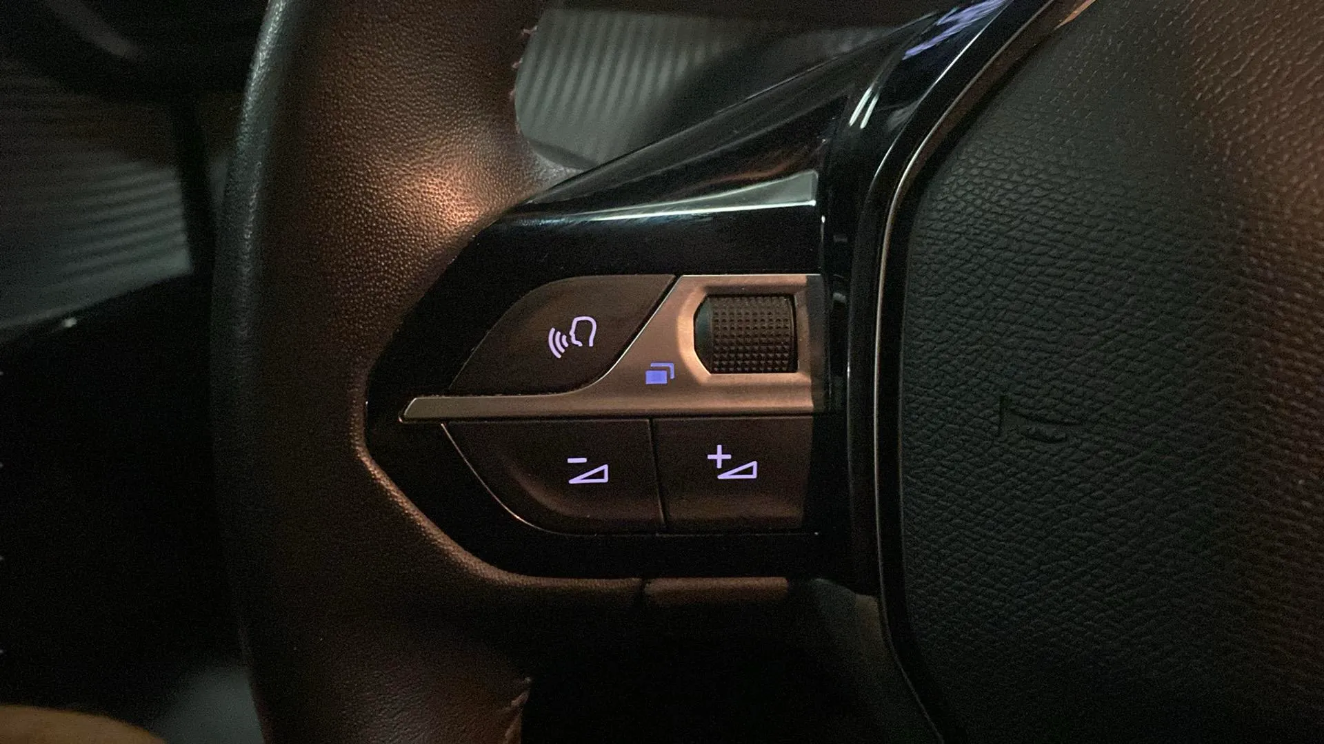 Peugeot 208 PureTech Allure - foto 16