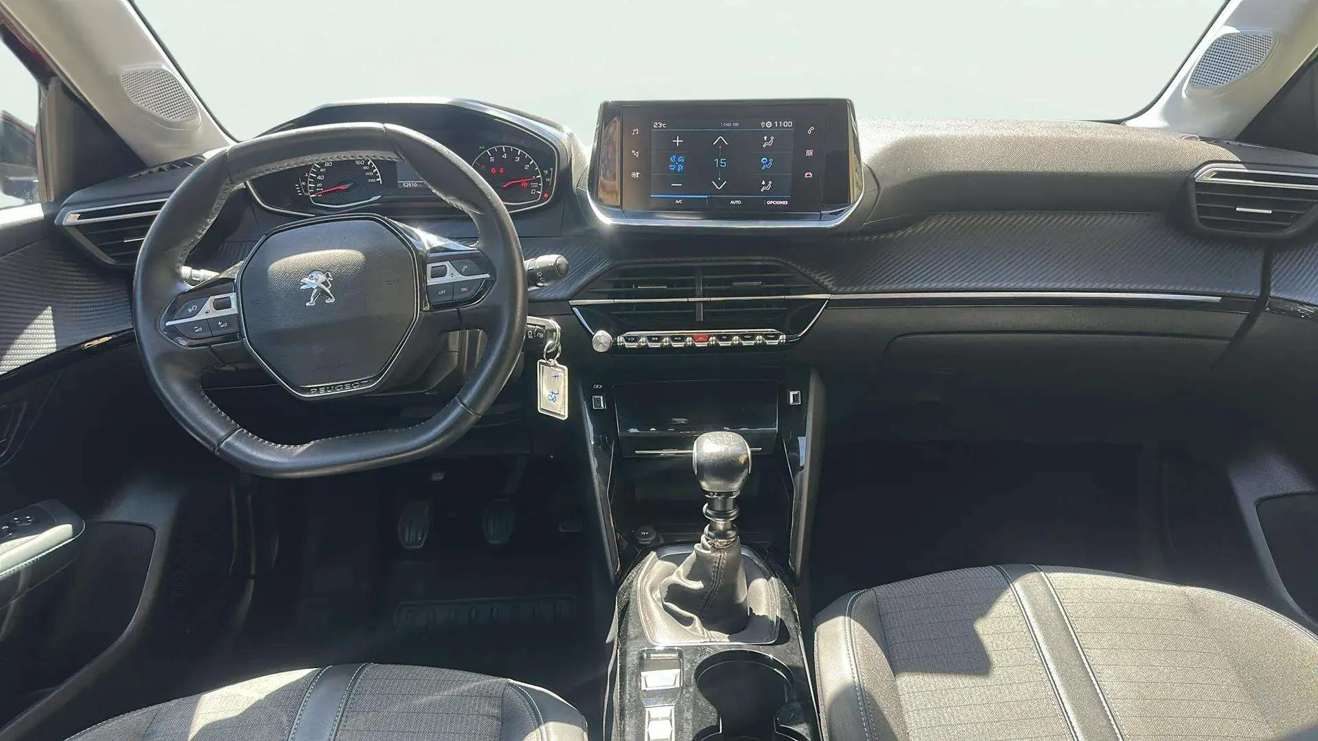 Peugeot 208 PureTech Allure - foto 9