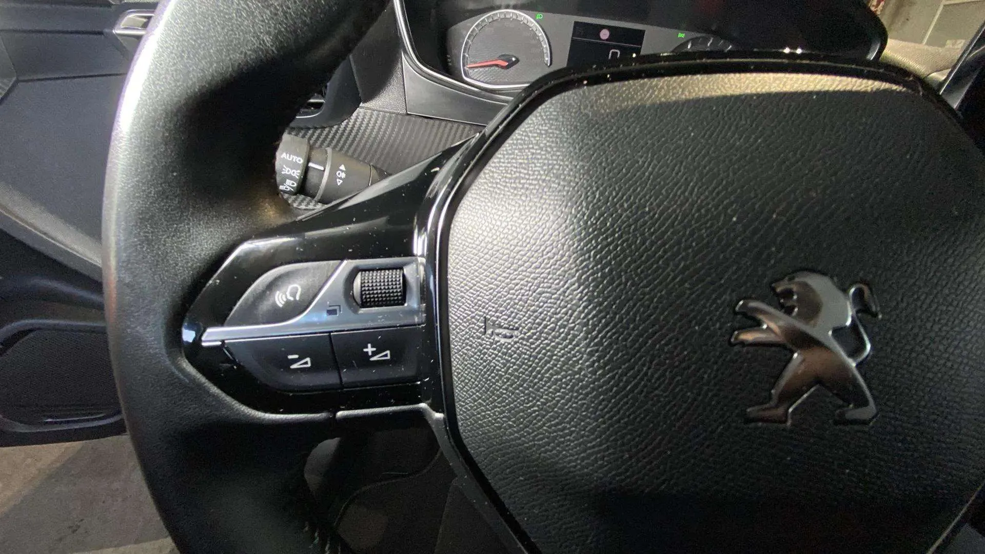 Peugeot 208 PureTech Active Pack - foto 27