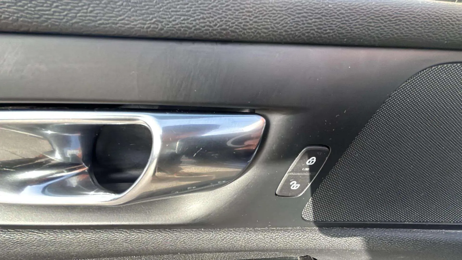 Volvo V60 2.0 D3 - foto 21