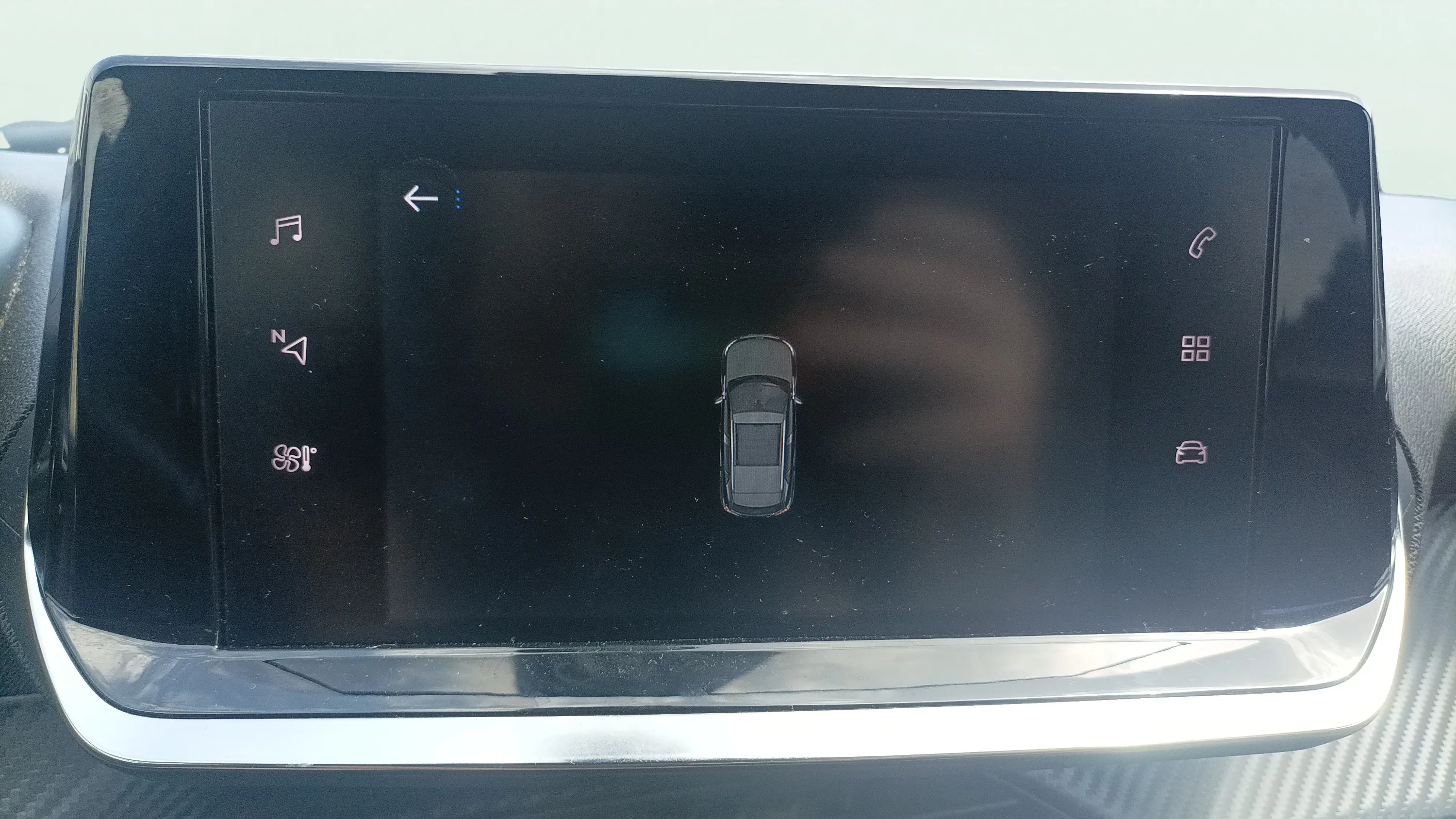 Peugeot 2008 Allure PureTech 100 BVM6 - foto 15