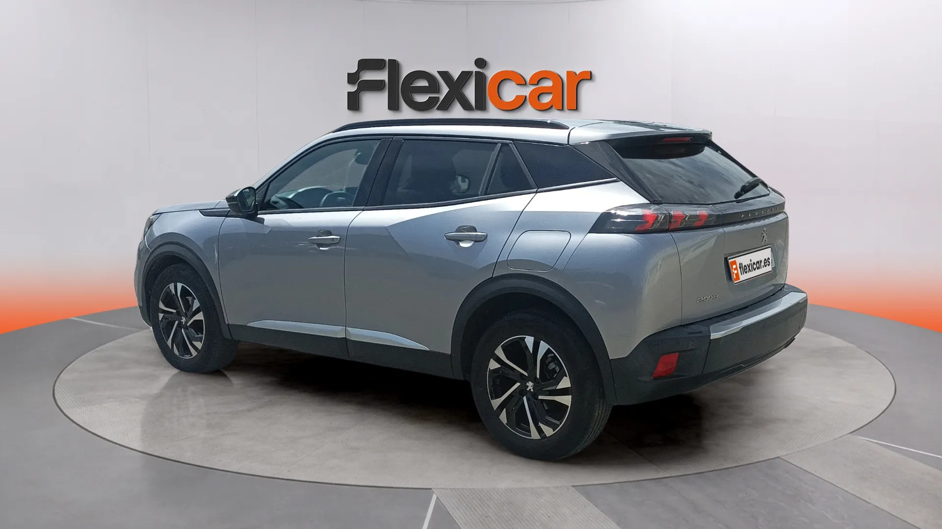 Peugeot 2008 Allure PureTech 100 BVM6 - foto 4