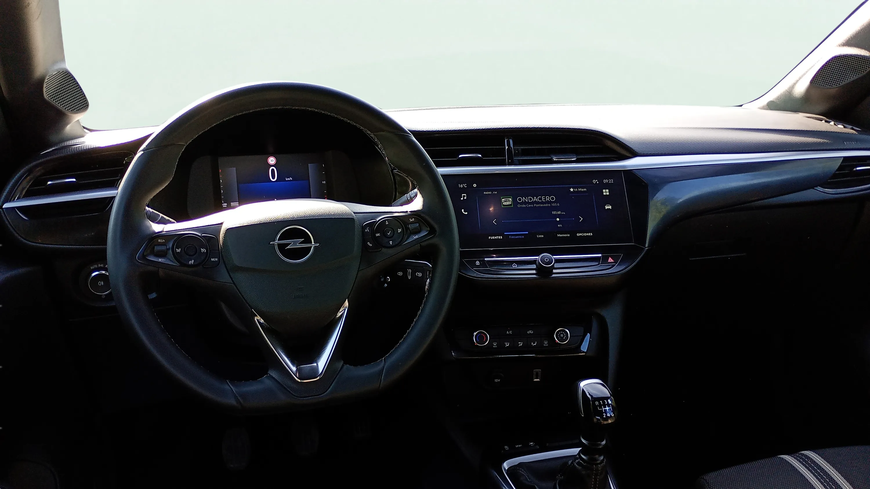 Opel Corsa 1.2T XHL GS - foto 10
