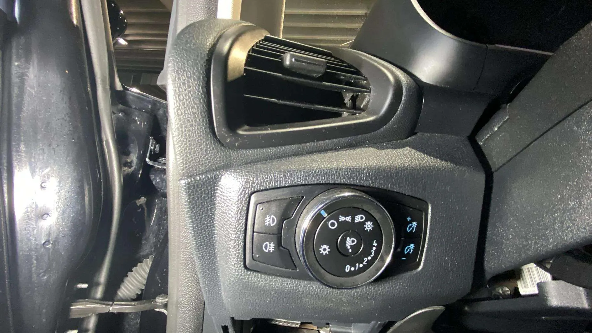 Ford EcoSport 1.0T EcoBoost ST Line - foto 26