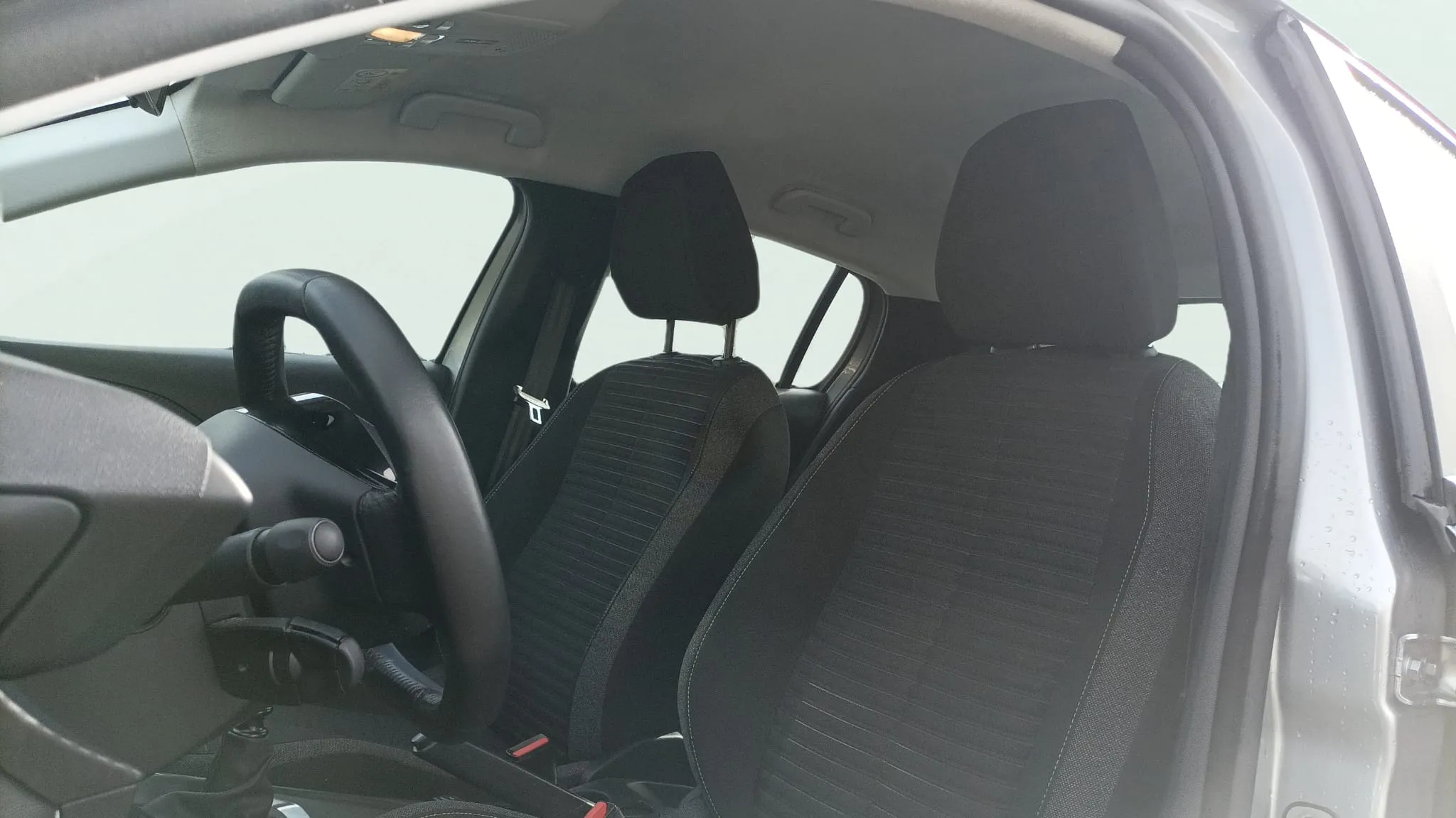 Peugeot 208 Style Gasolina 100 - foto 17