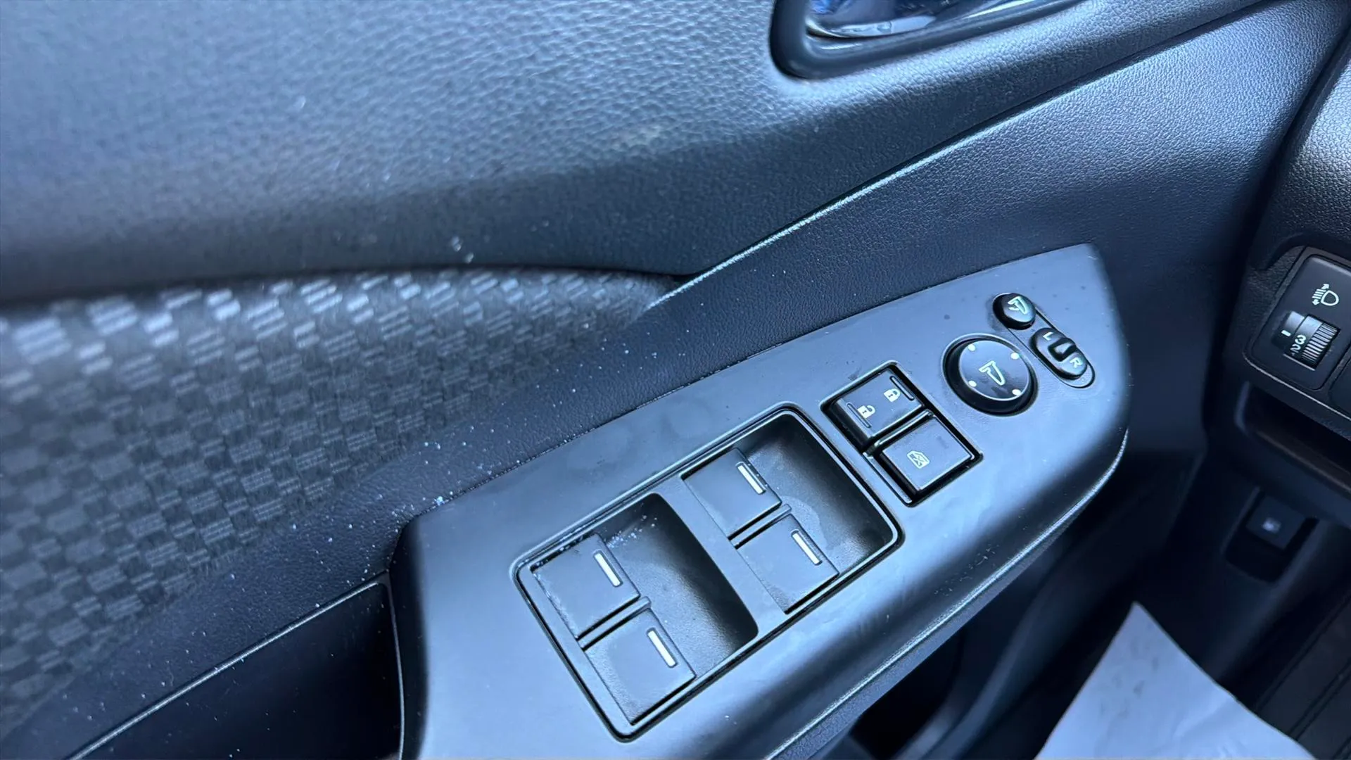Honda CR-V 2.0 i-VTEC 4x2 Elegance Plus Navi - foto 18
