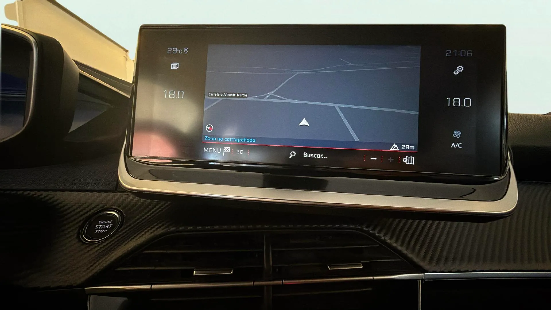 Peugeot 2008 Allure Pack PureTech 130 BVM6 - foto 17
