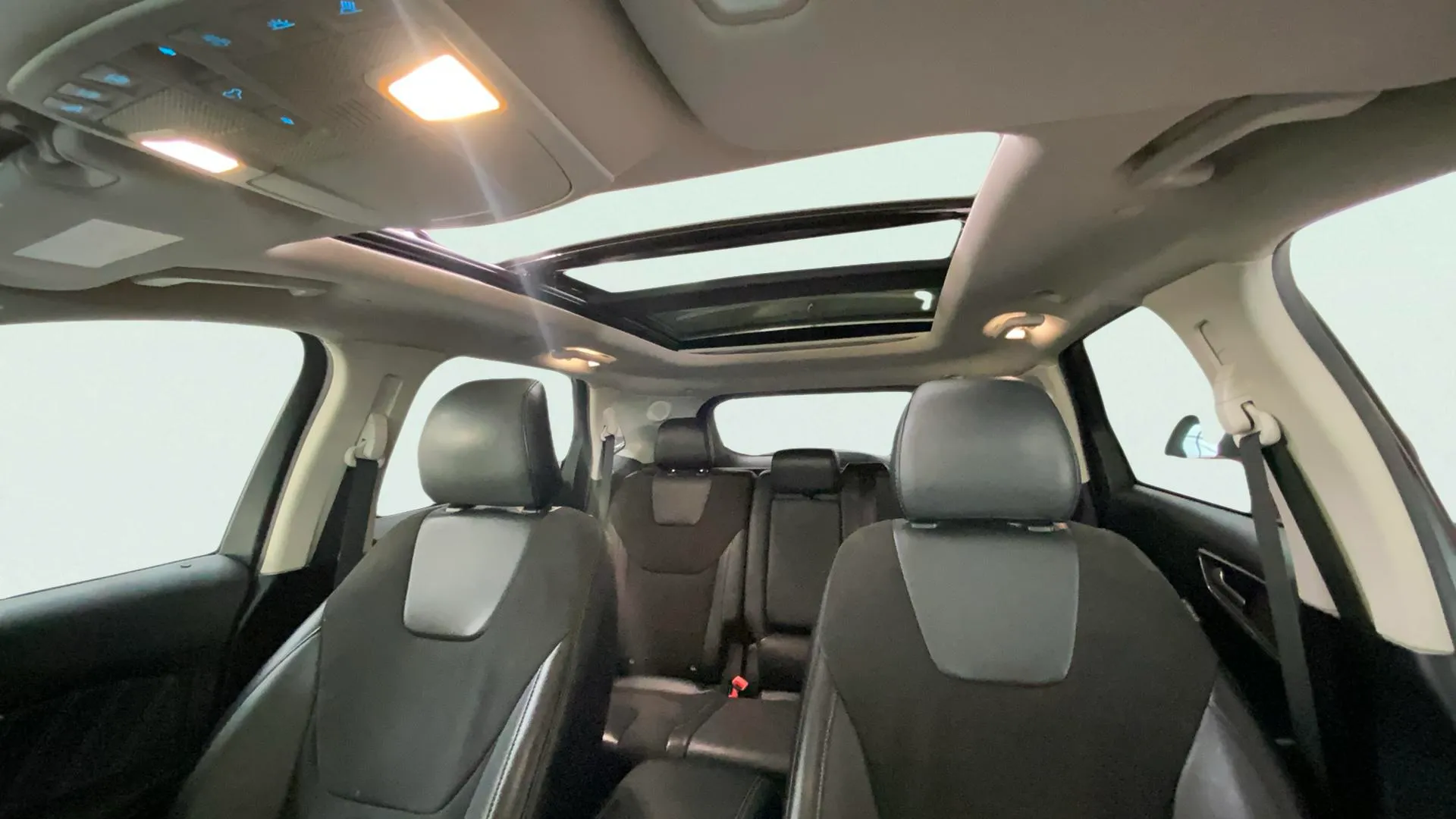 Ford Edge 2.0 TDCi ST-Line 4WD Pow - foto 27