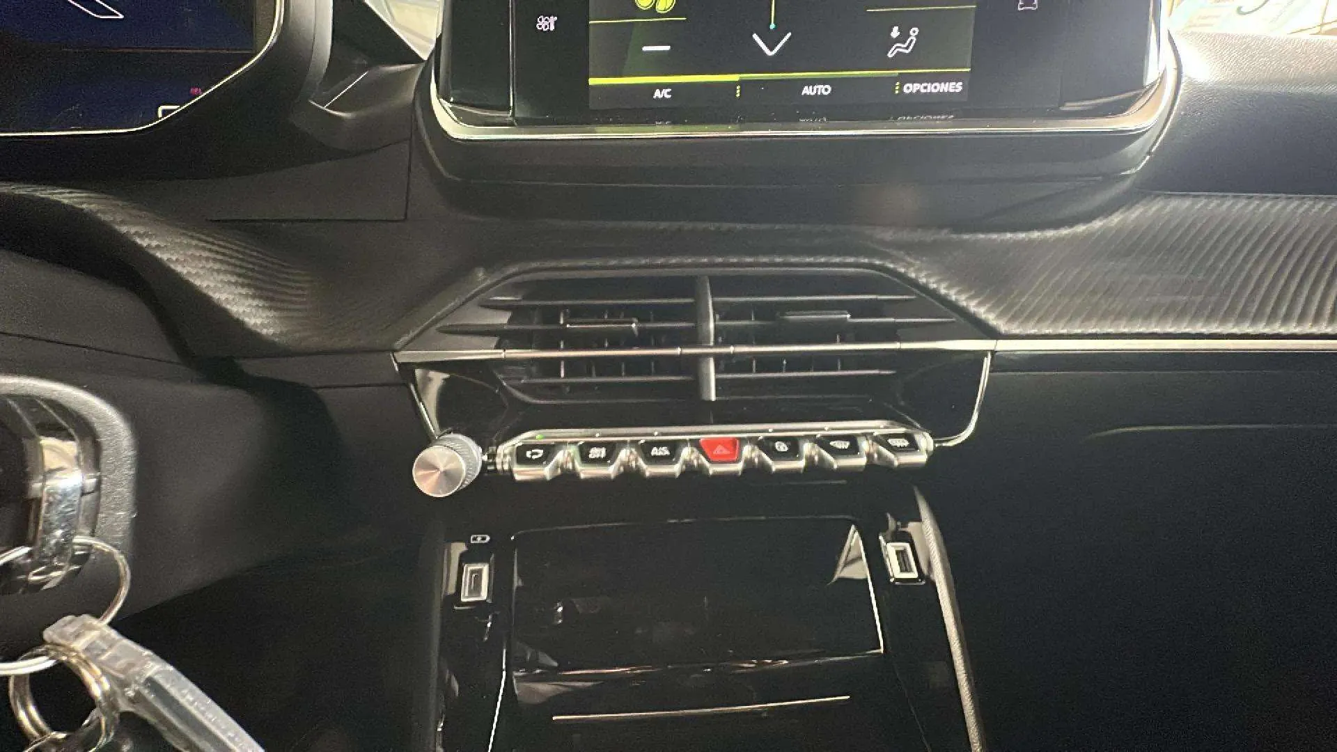 Peugeot 2008 Allure Pack PureTech 130 - foto 10