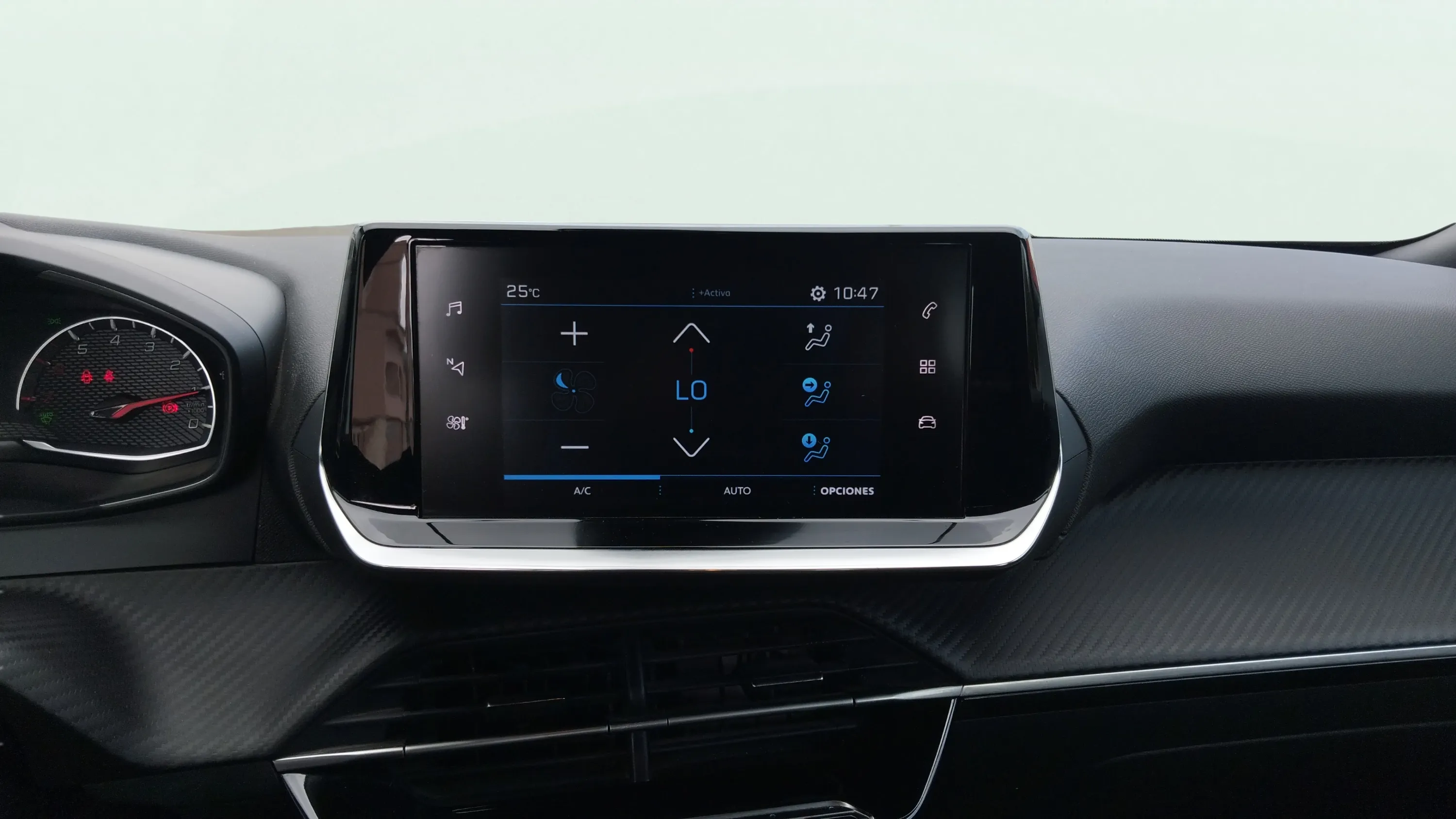 Peugeot 2008 Active Pack PureTech 130 - foto 12