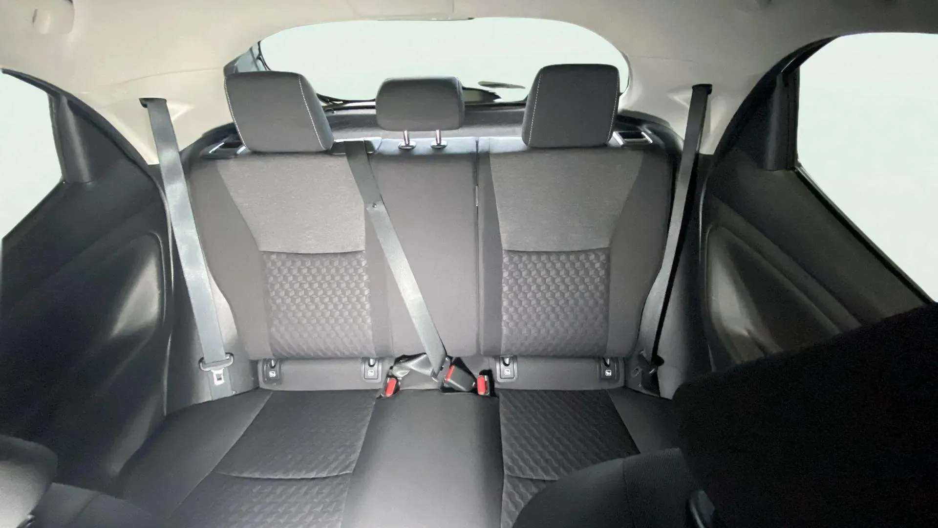 Toyota Yaris Comfort - foto 17