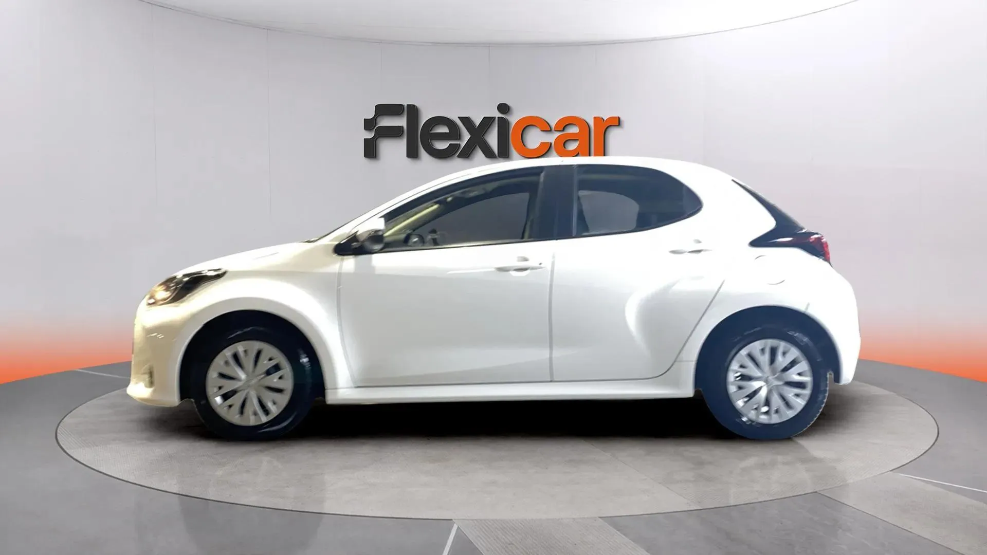 Toyota Yaris Comfort - foto 4