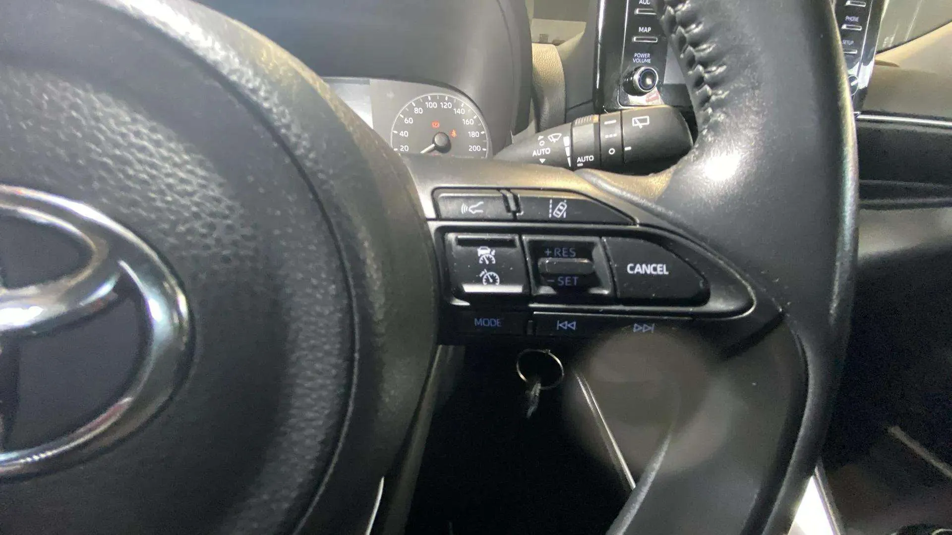 Toyota Yaris Comfort - foto 26