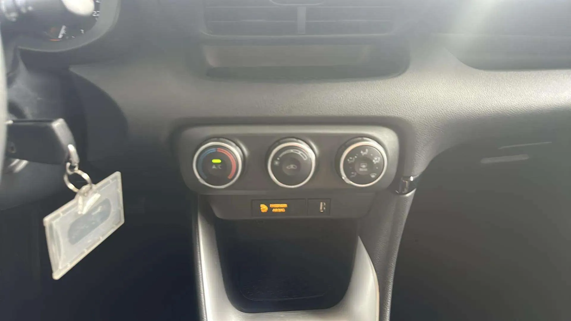 Toyota Yaris 1.5 125 S-Edition - foto 15