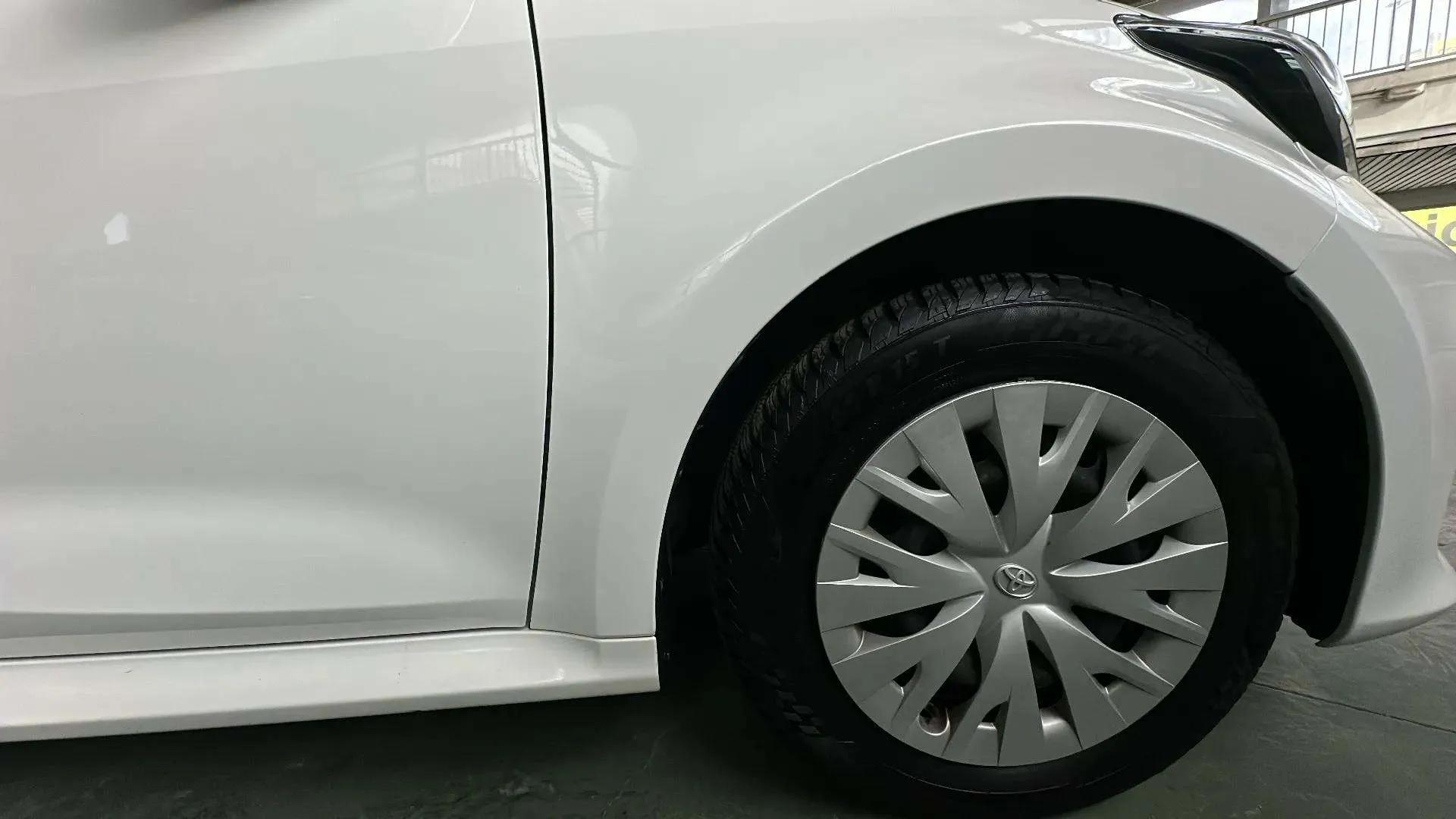 Toyota Yaris 1.5 125 S-Edition - foto 25