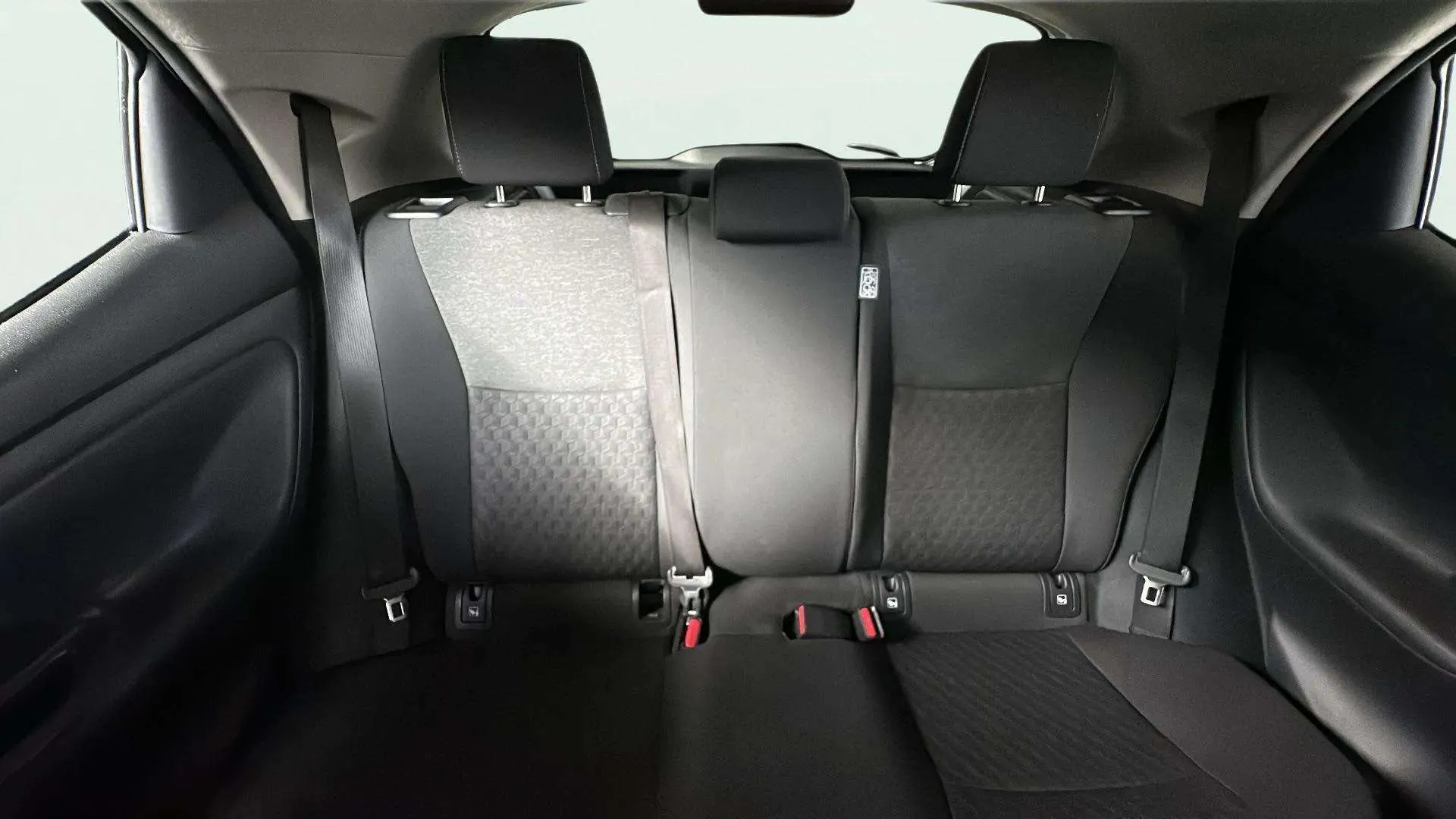 Toyota Yaris 1.5 125 S-Edition - foto 24