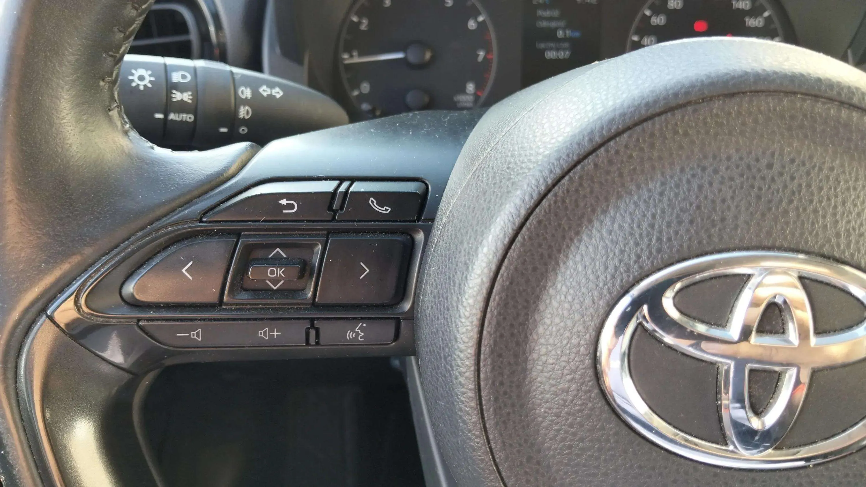 Toyota Yaris 1.5 125 S-Edition - foto 8