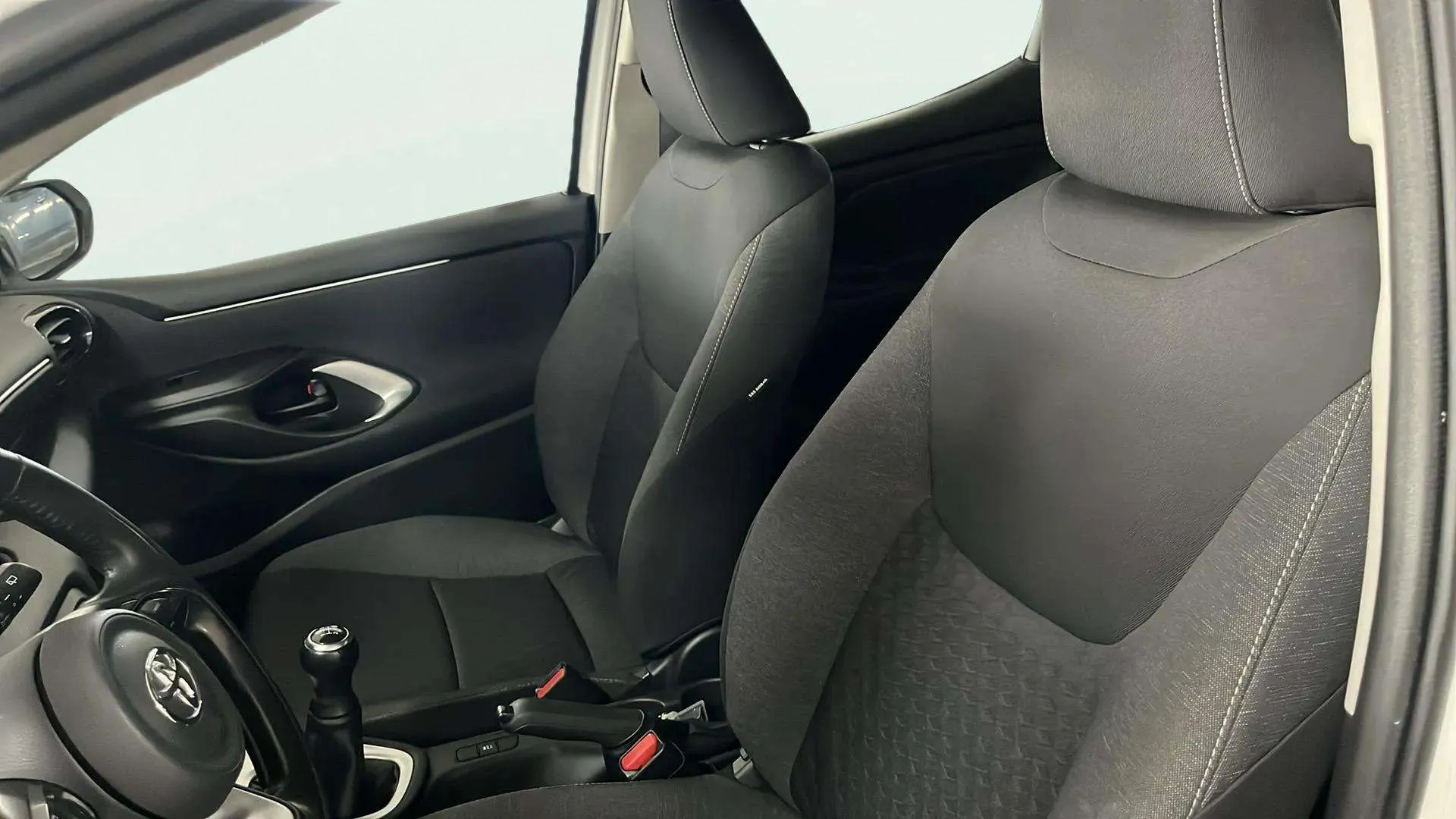 Toyota Yaris 1.5 125 S-Edition - foto 22