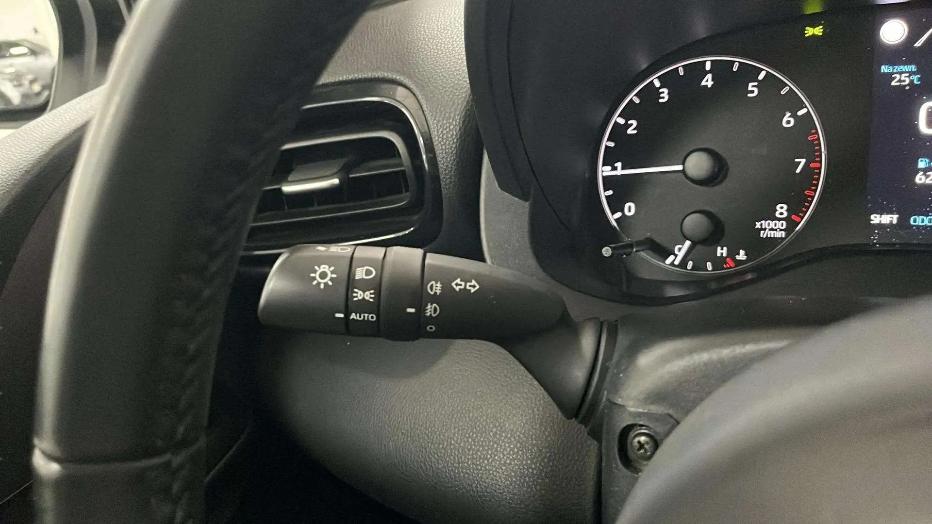 Toyota Yaris 1.5 125 S-Edition - foto 14