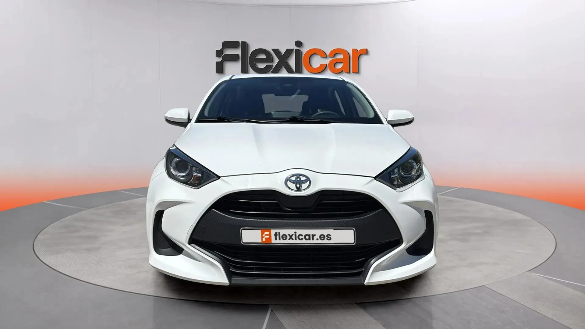 Toyota Yaris 1.0 70 Active - foto 2