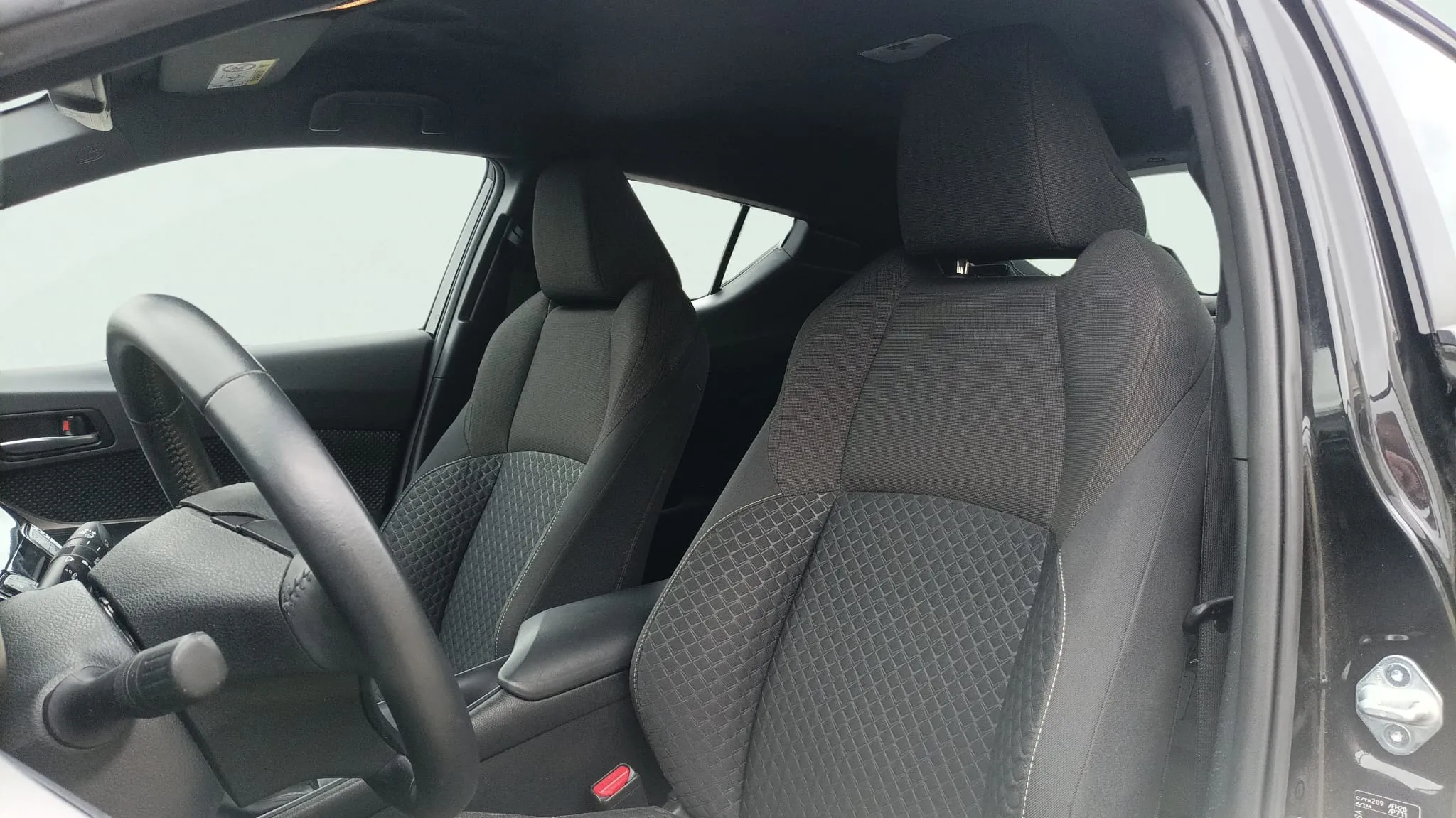 Toyota C-HR 1.8 125H Active - foto 17
