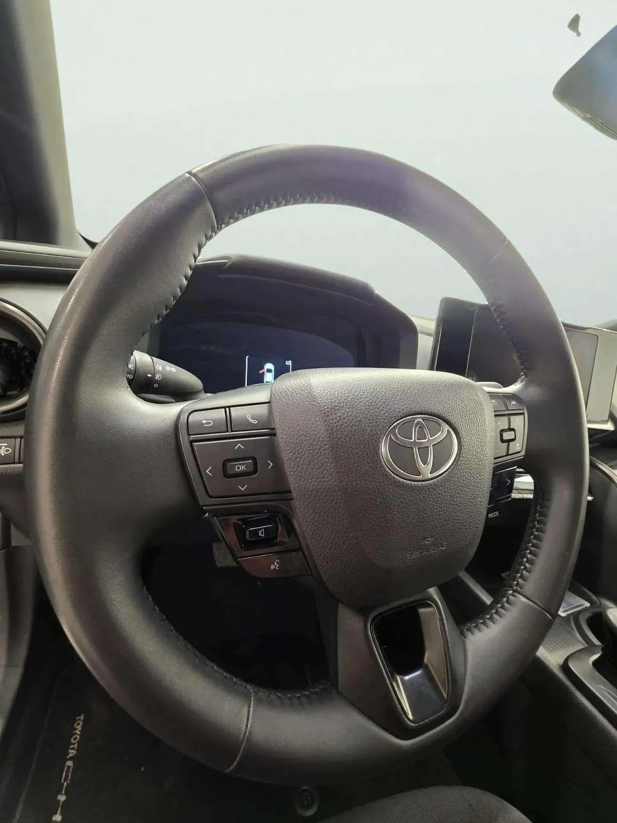 Toyota C-HR 1.8 140H Active - foto 24