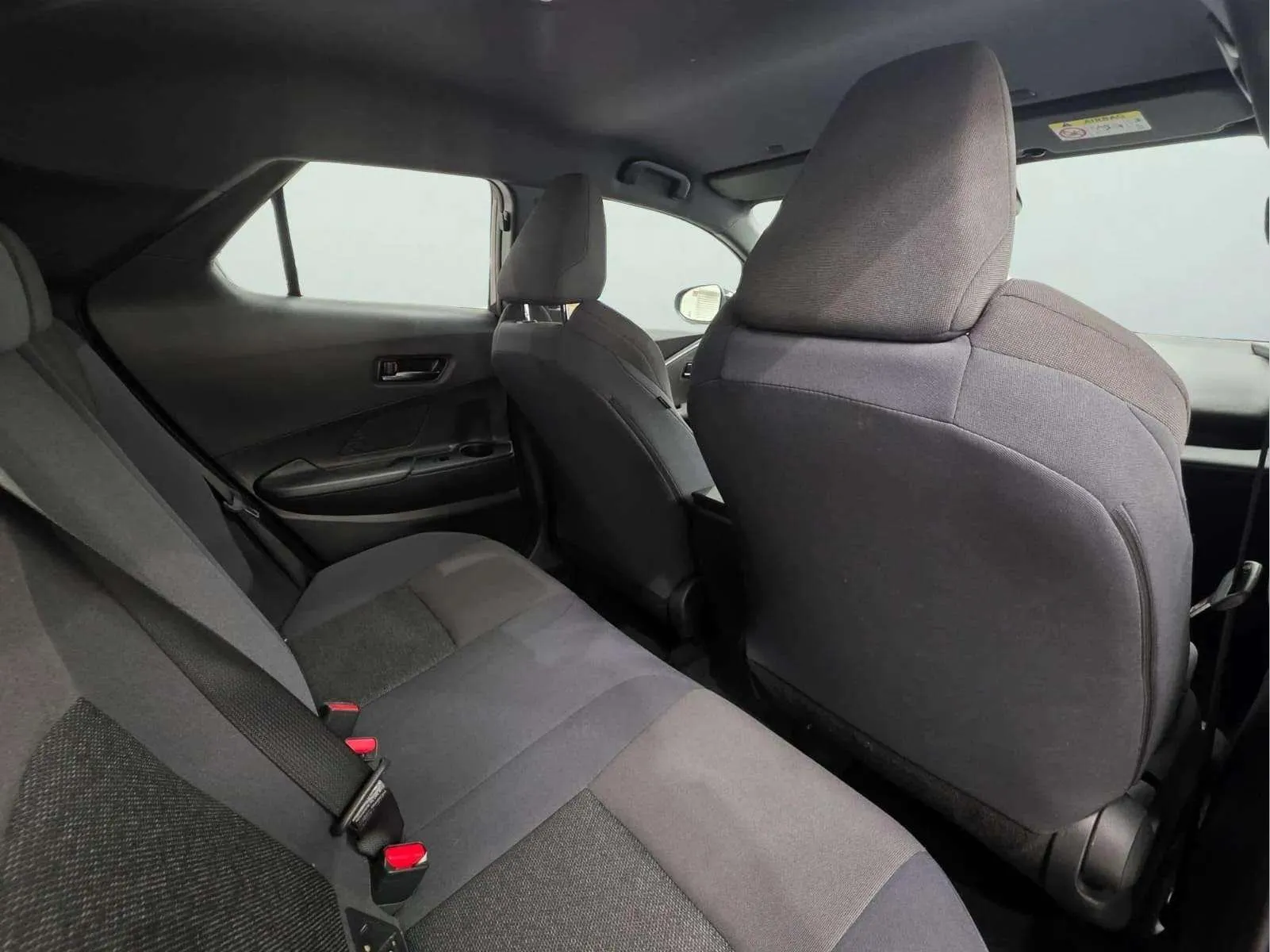 Toyota C-HR 1.8 140H Active - foto 17