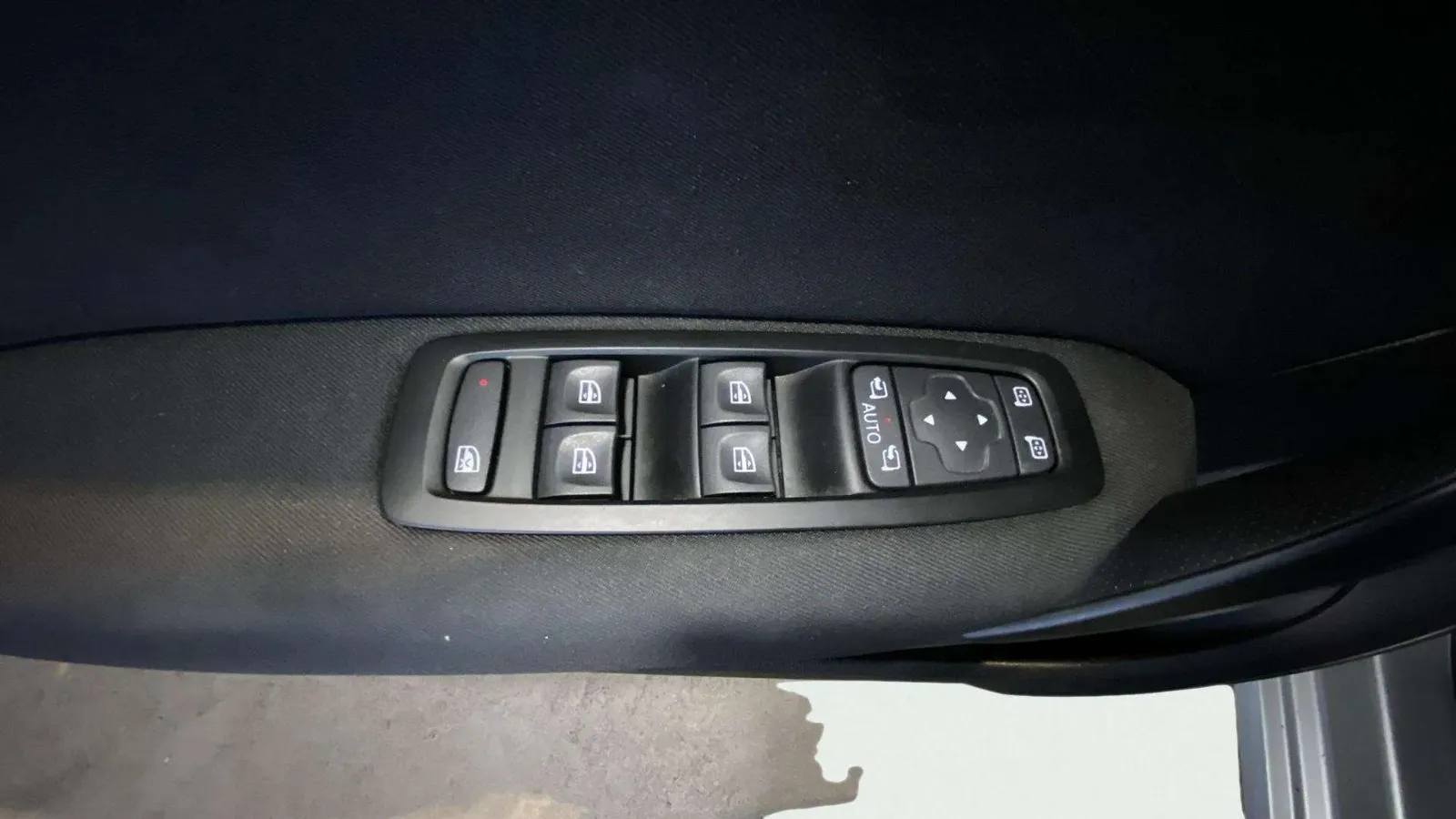 Renault Mégane Intens TCe GPF -SS - foto 17