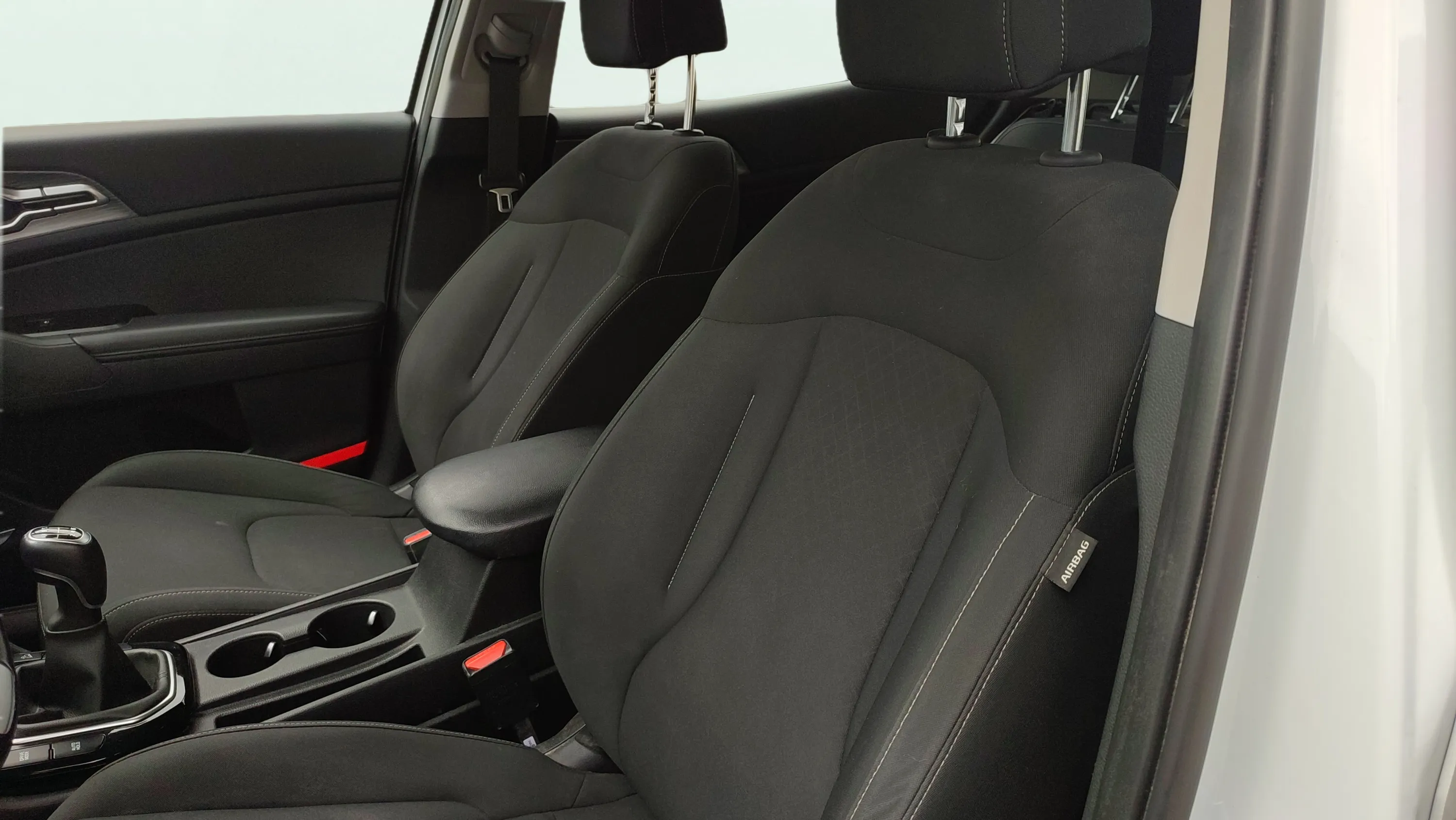Kia Sportage 1.6 CRDi Concept 4x2 - foto 15