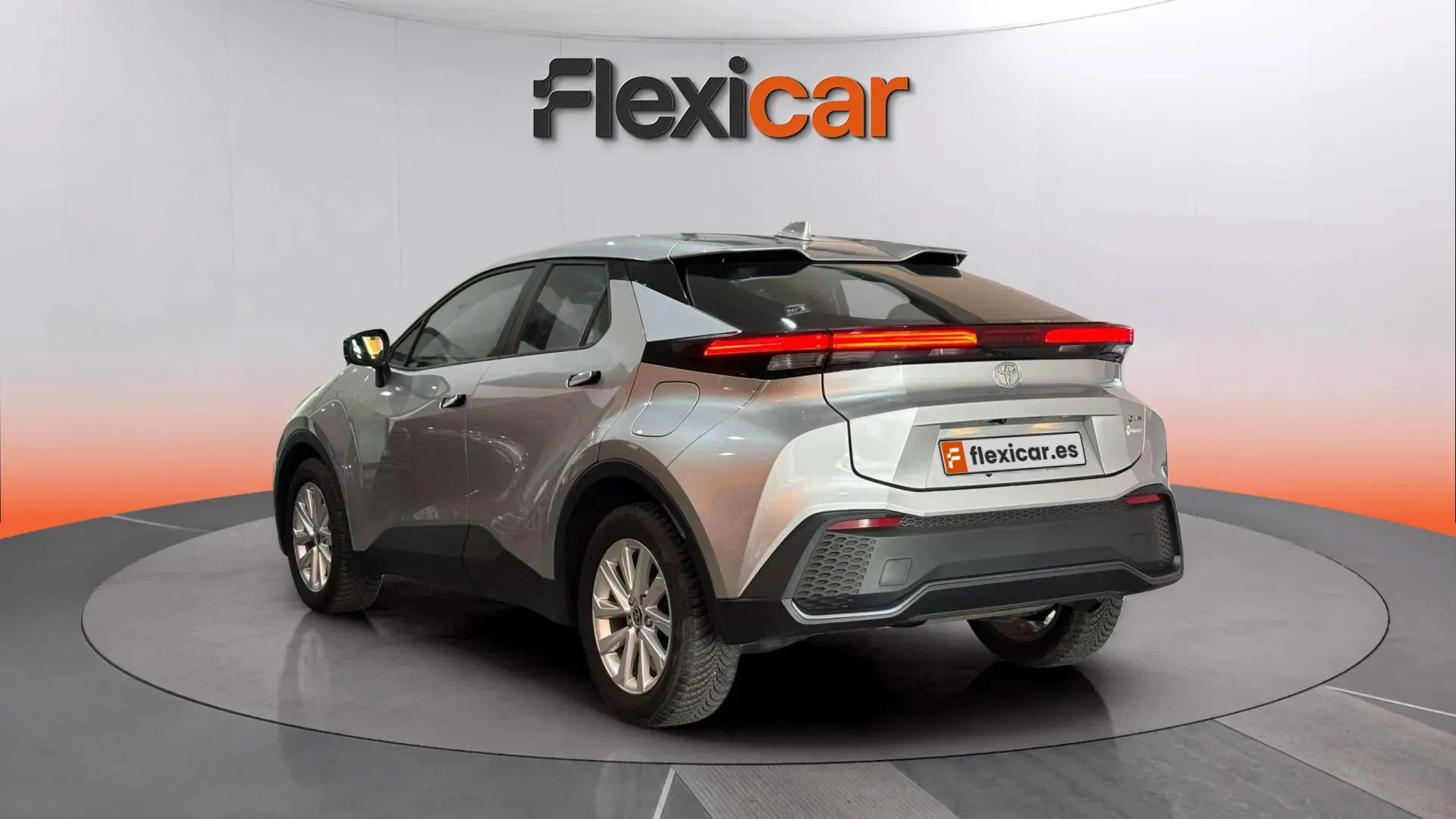 Toyota C-HR 1.8 140H Active - foto 4