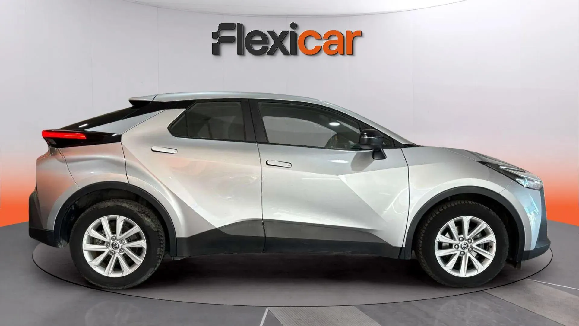 Toyota C-HR 1.8 140H Active - foto 3
