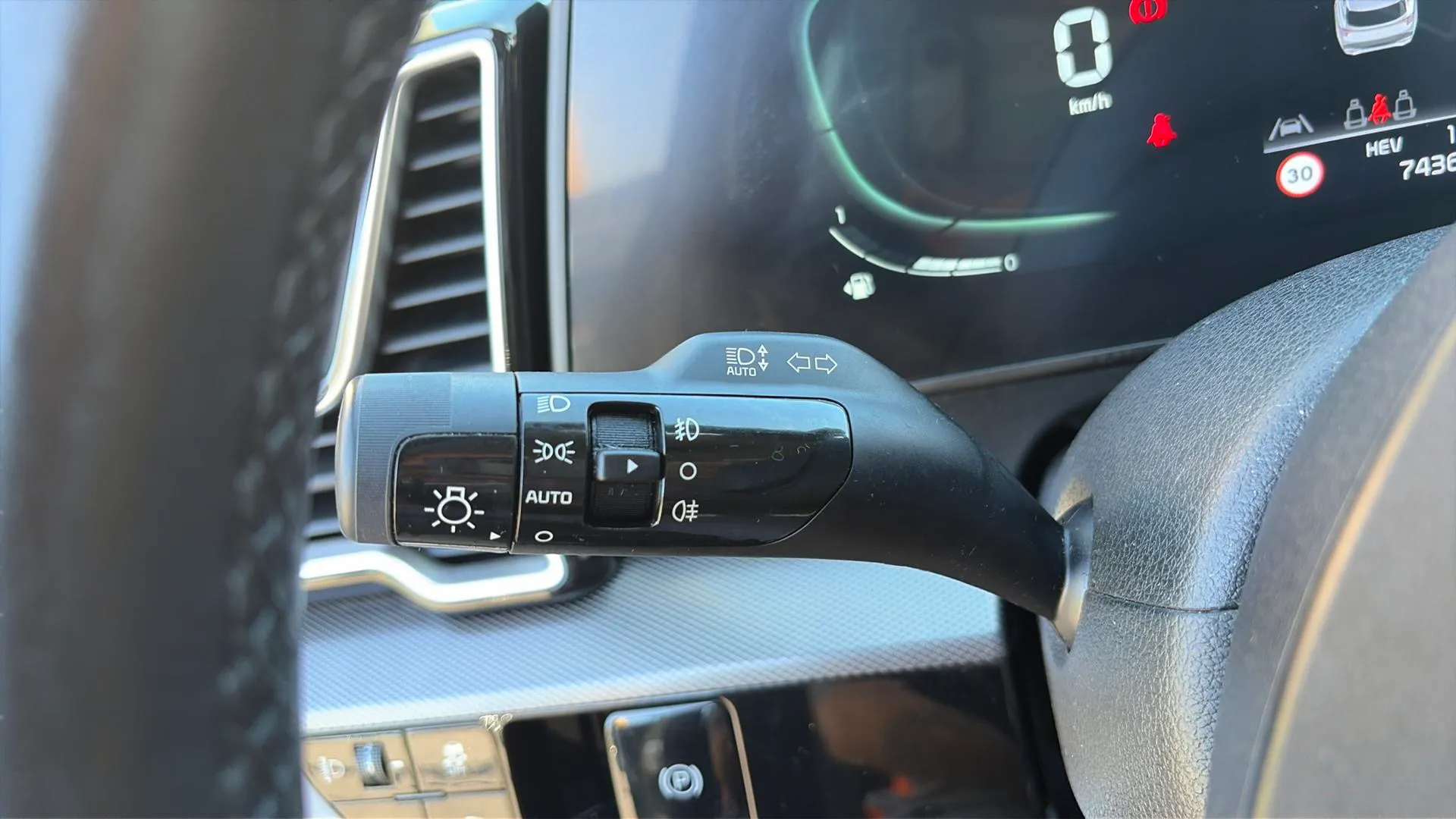 Kia Sportage 1.6 T-GDi PHEV Tech 4x4 - foto 15