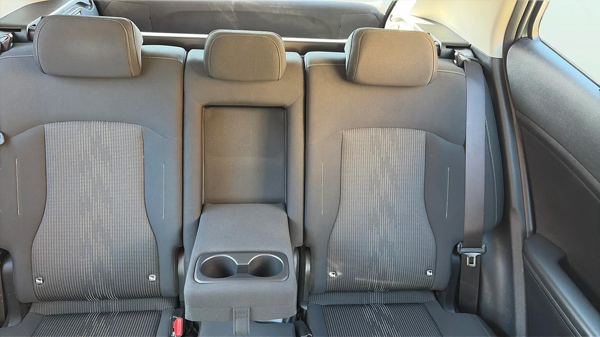 Kia Sportage 1.6 T-GDi PHEV Tech 4x4 - foto 14