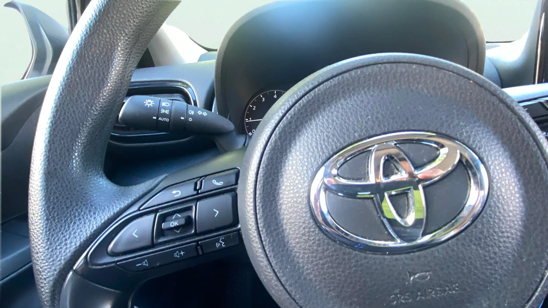 Toyota Yaris 1.0 70 Active - foto 20