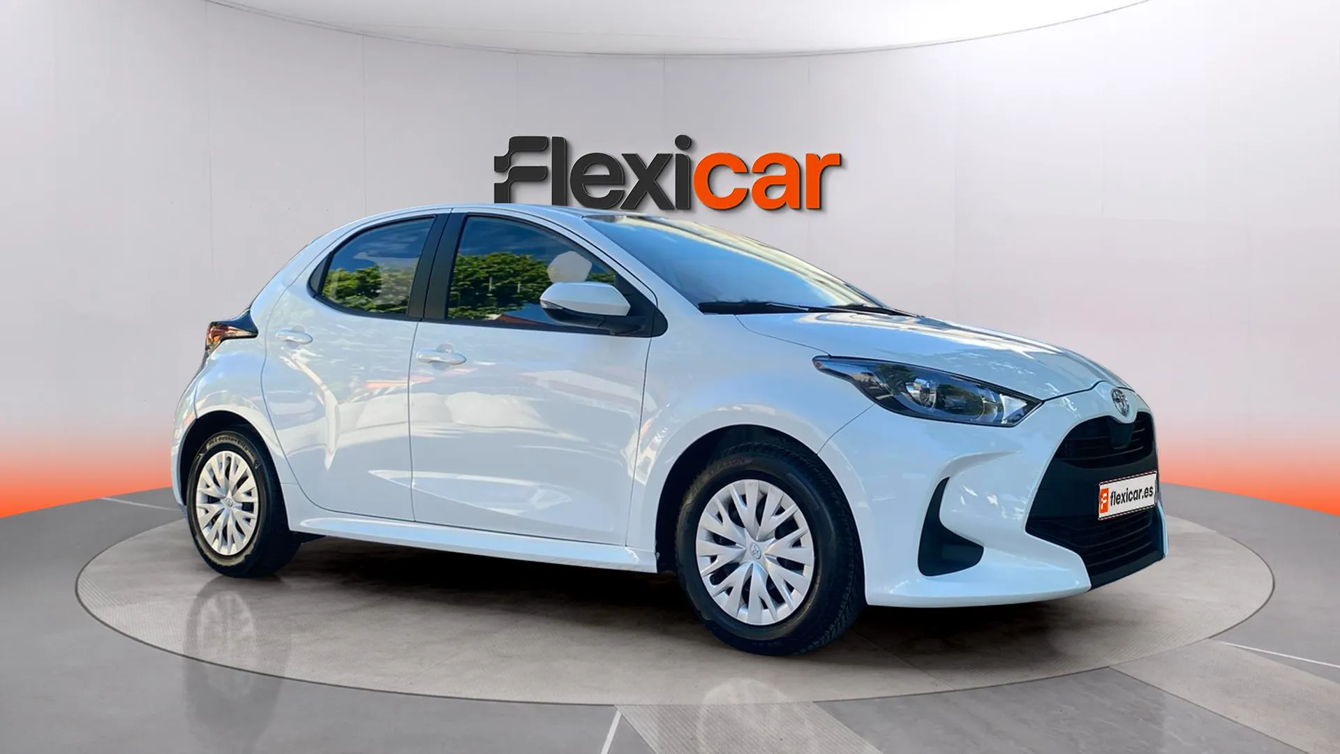 Toyota Yaris 1.0 70 Active - foto 1