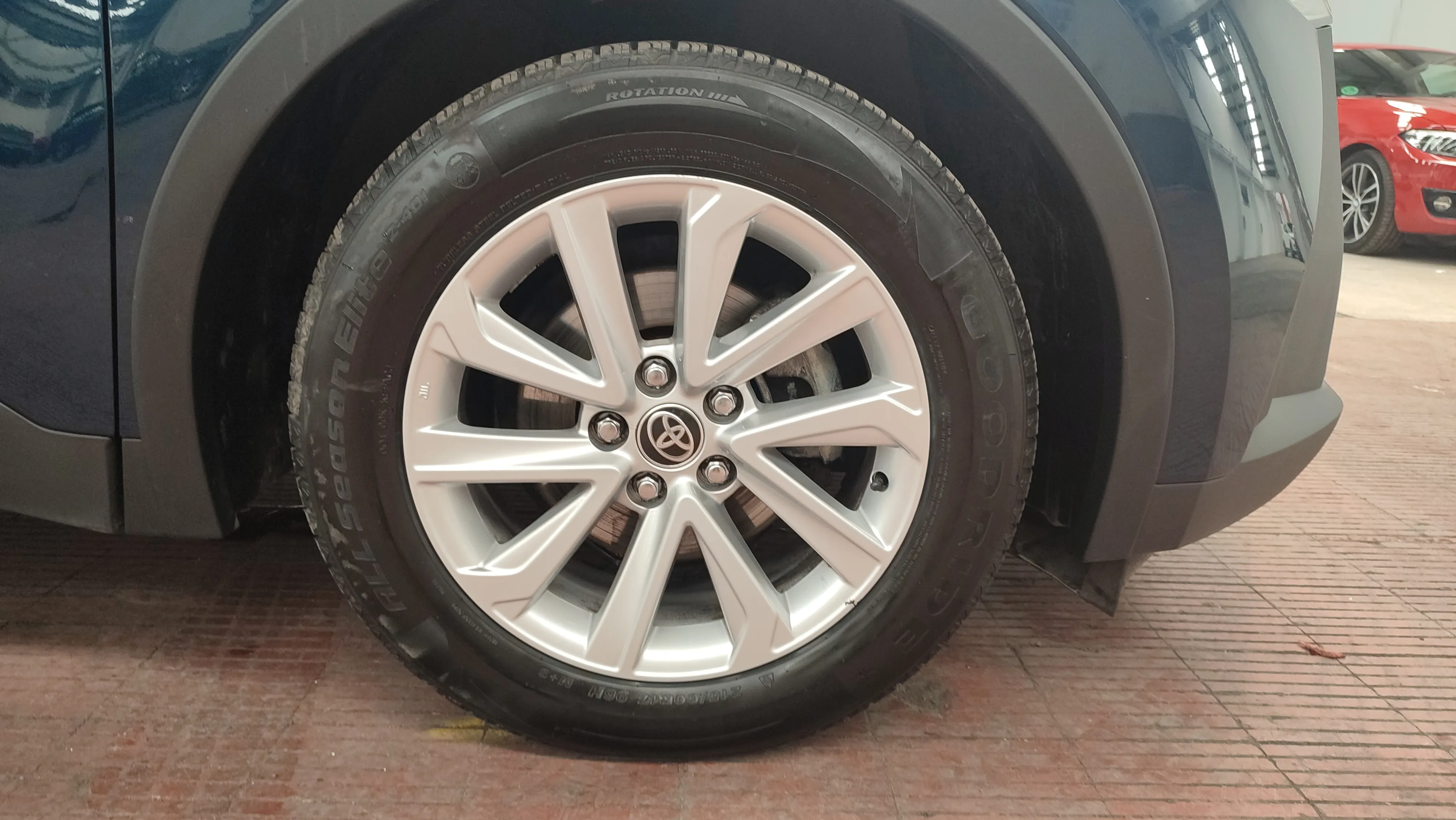 Toyota C-HR 1.8 140H Active - foto 23