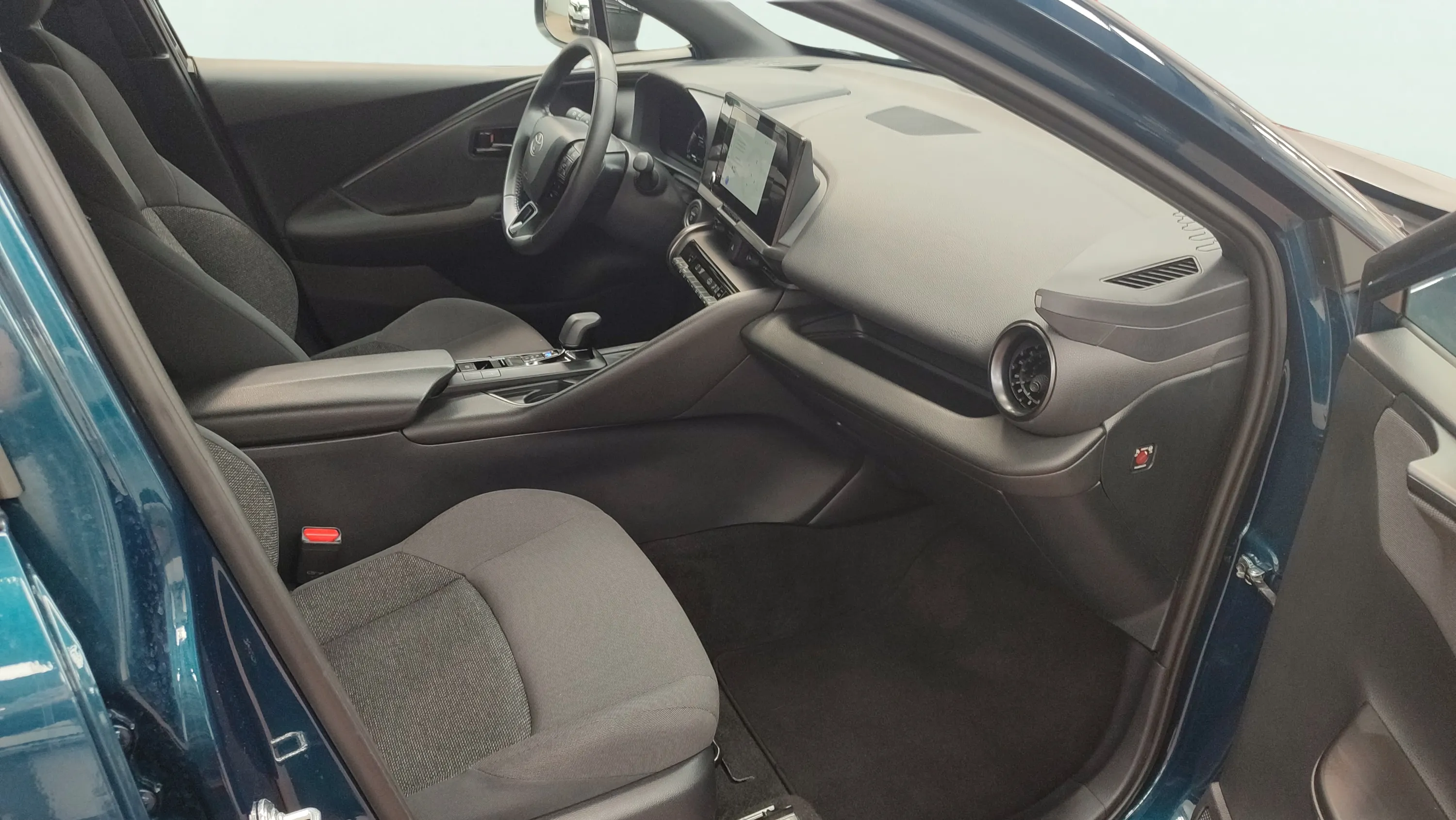 Toyota C-HR 1.8 140H Active - foto 19