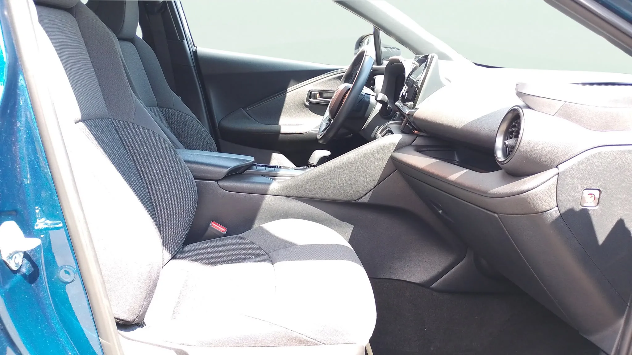 Toyota C-HR 1.8 140H Active - foto 12