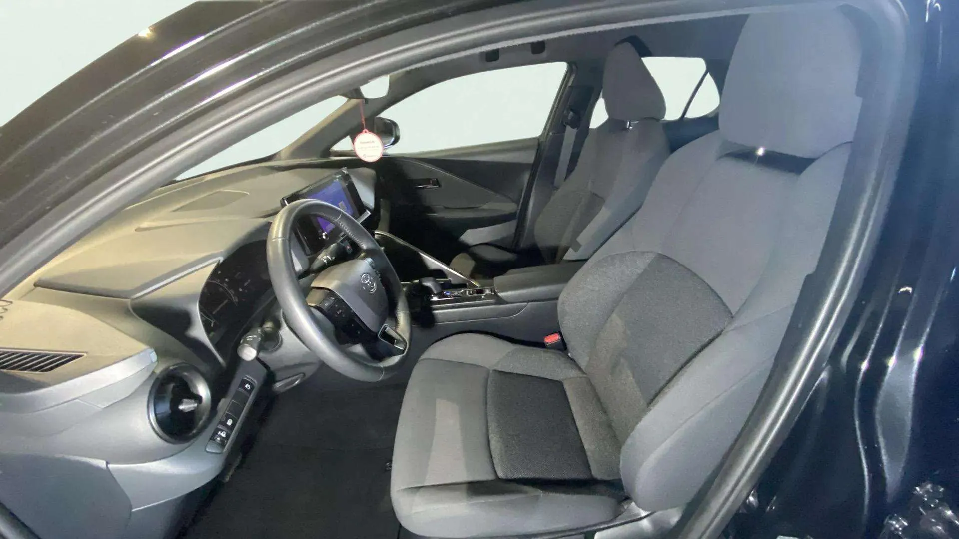 Toyota C-HR 1.8 140H Active - foto 18