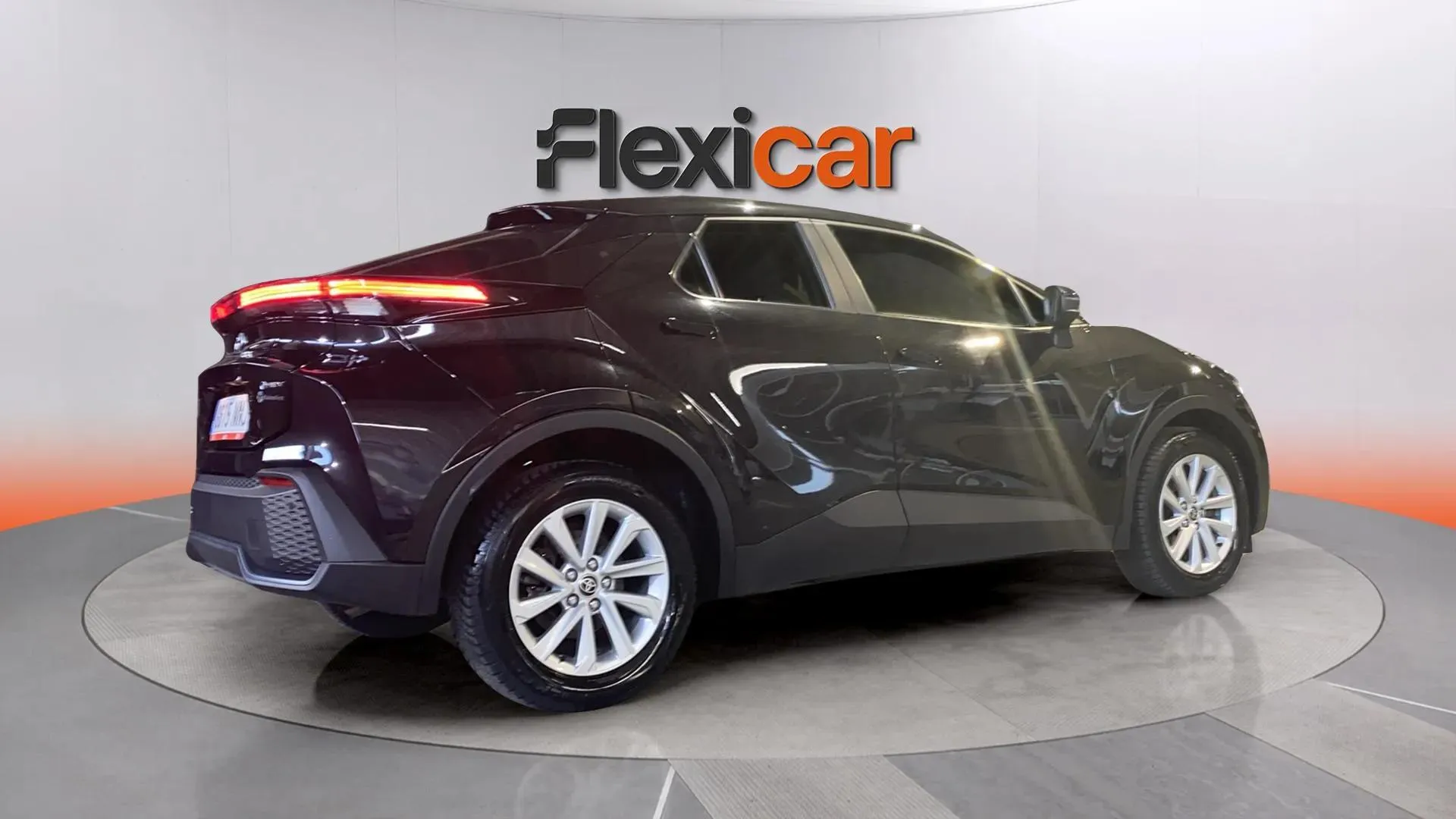 Toyota C-HR 1.8 140H Active - foto 4