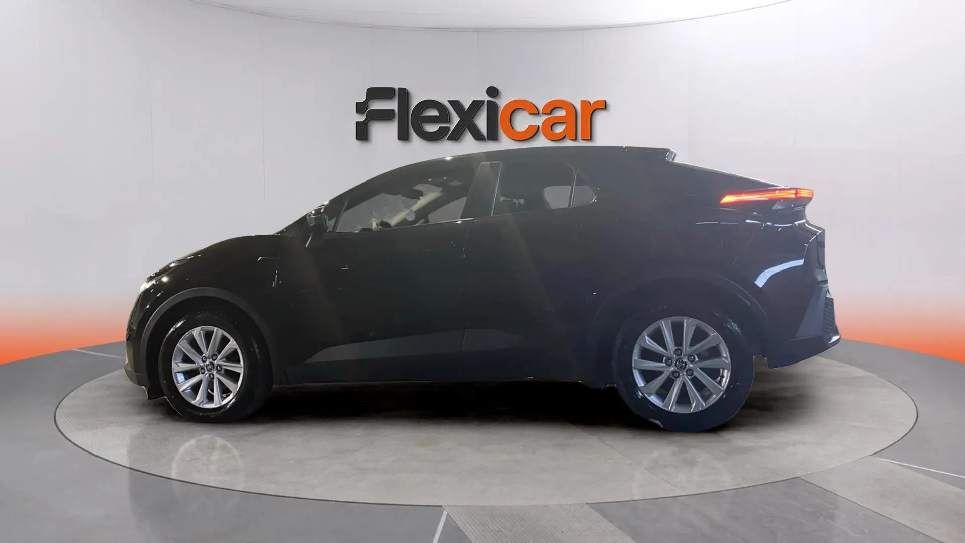 Toyota C-HR 1.8 140H Active - foto 9