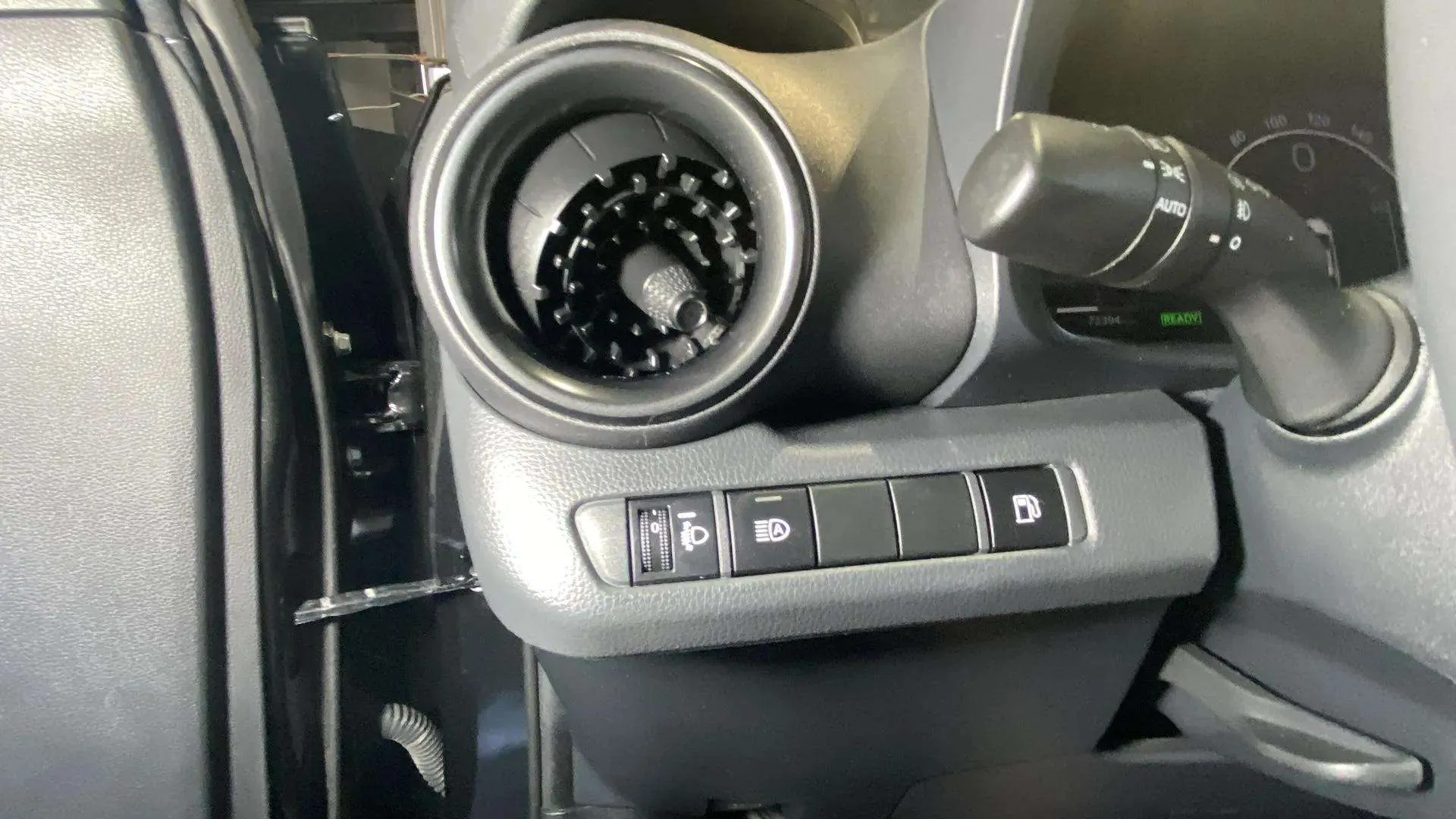 Toyota C-HR 1.8 140H Active - foto 26